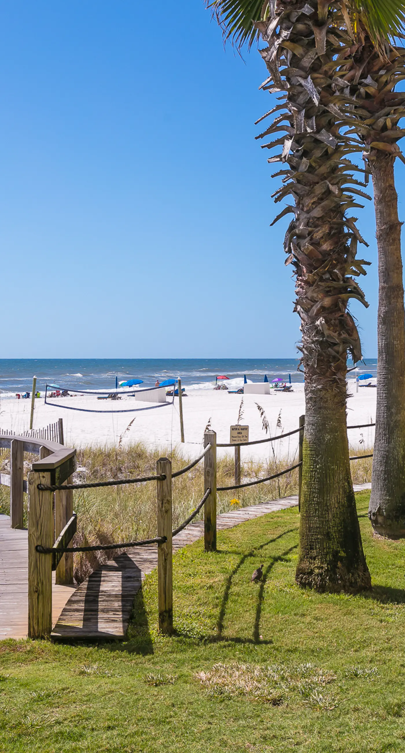 Gulf-front condo with easy beach access, gym, hot tub & pools
