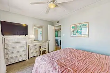 Family-friendly condo w/ a spacious living area, shared pools, & tennis courts