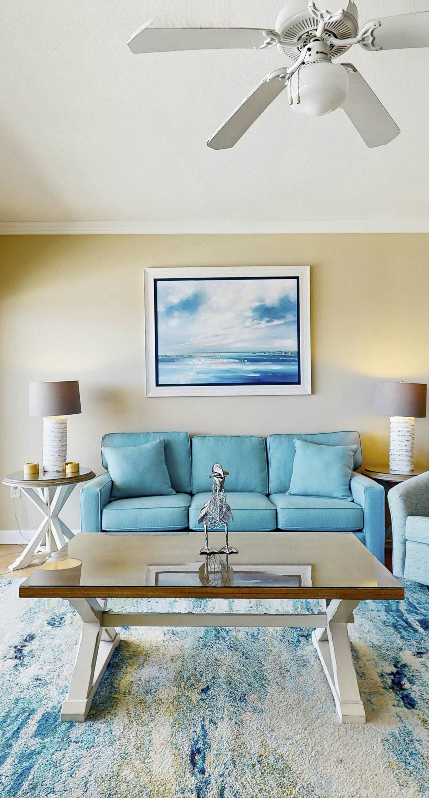 Spacious, Gulf-front condo w/ views & access to pools, sauna & gym