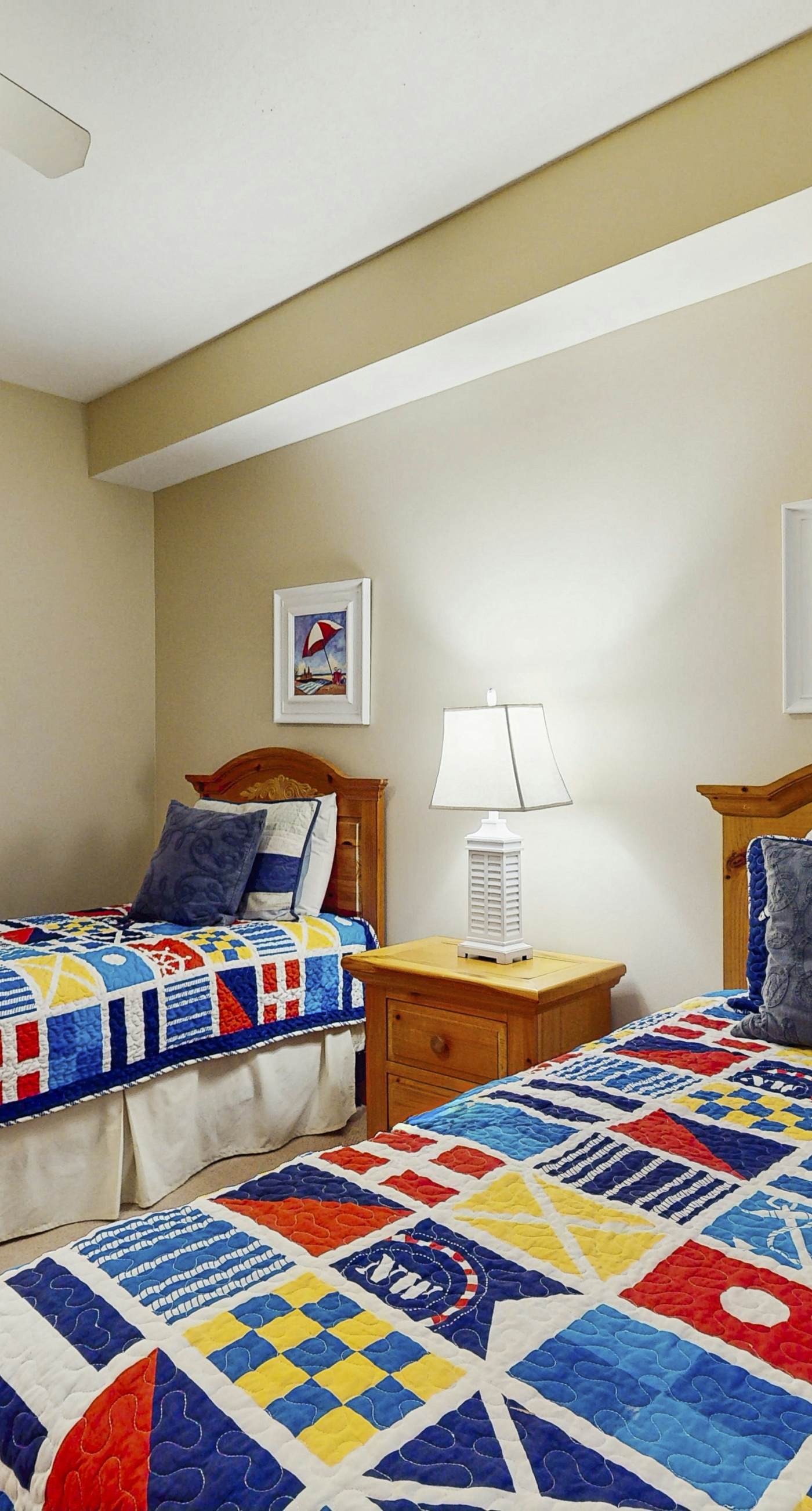 Spacious, Gulf-front condo w/ views & access to pools, sauna & gym