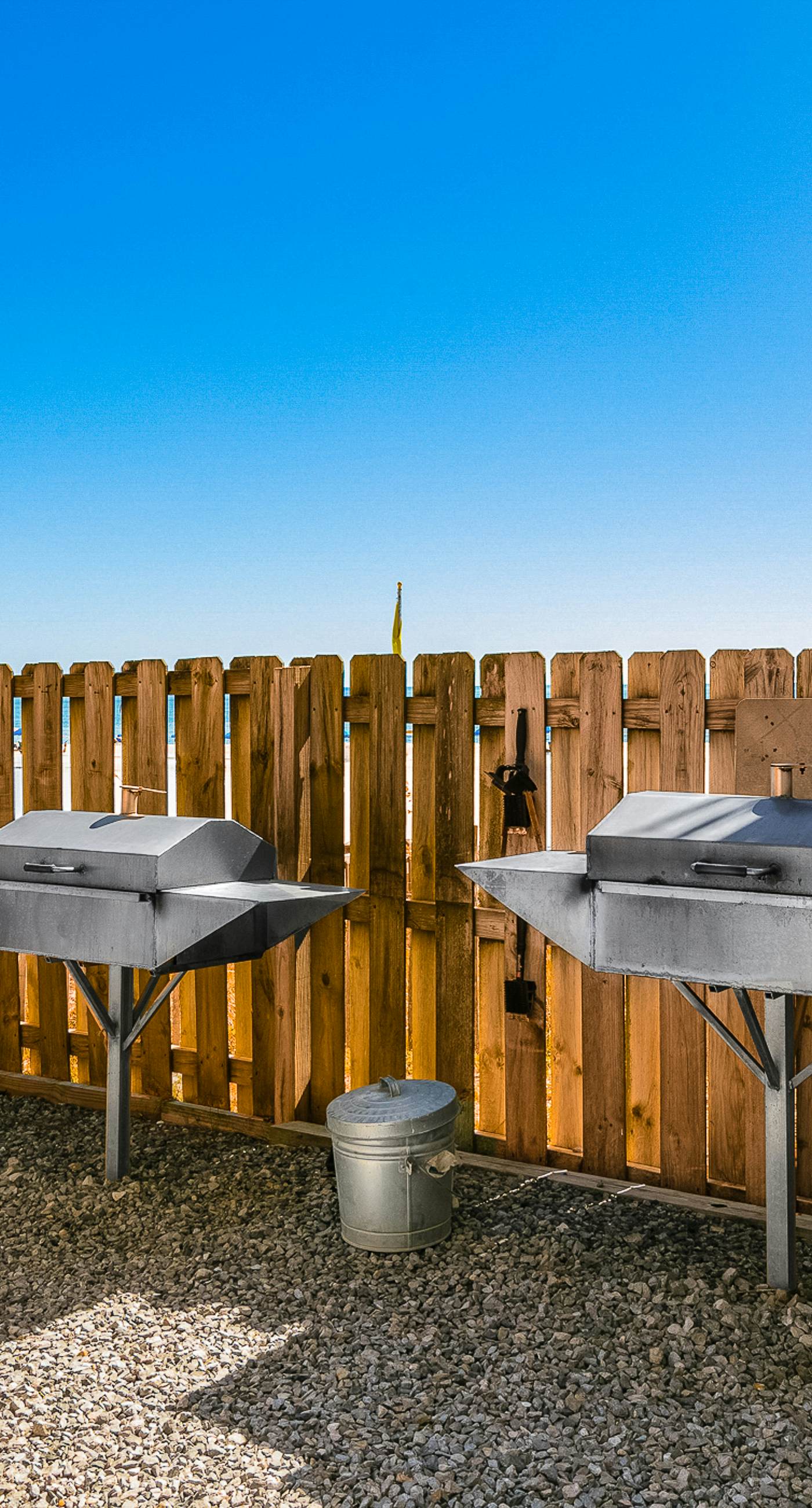 Spacious, Gulf-front condo w/ views & access to pools, sauna & gym