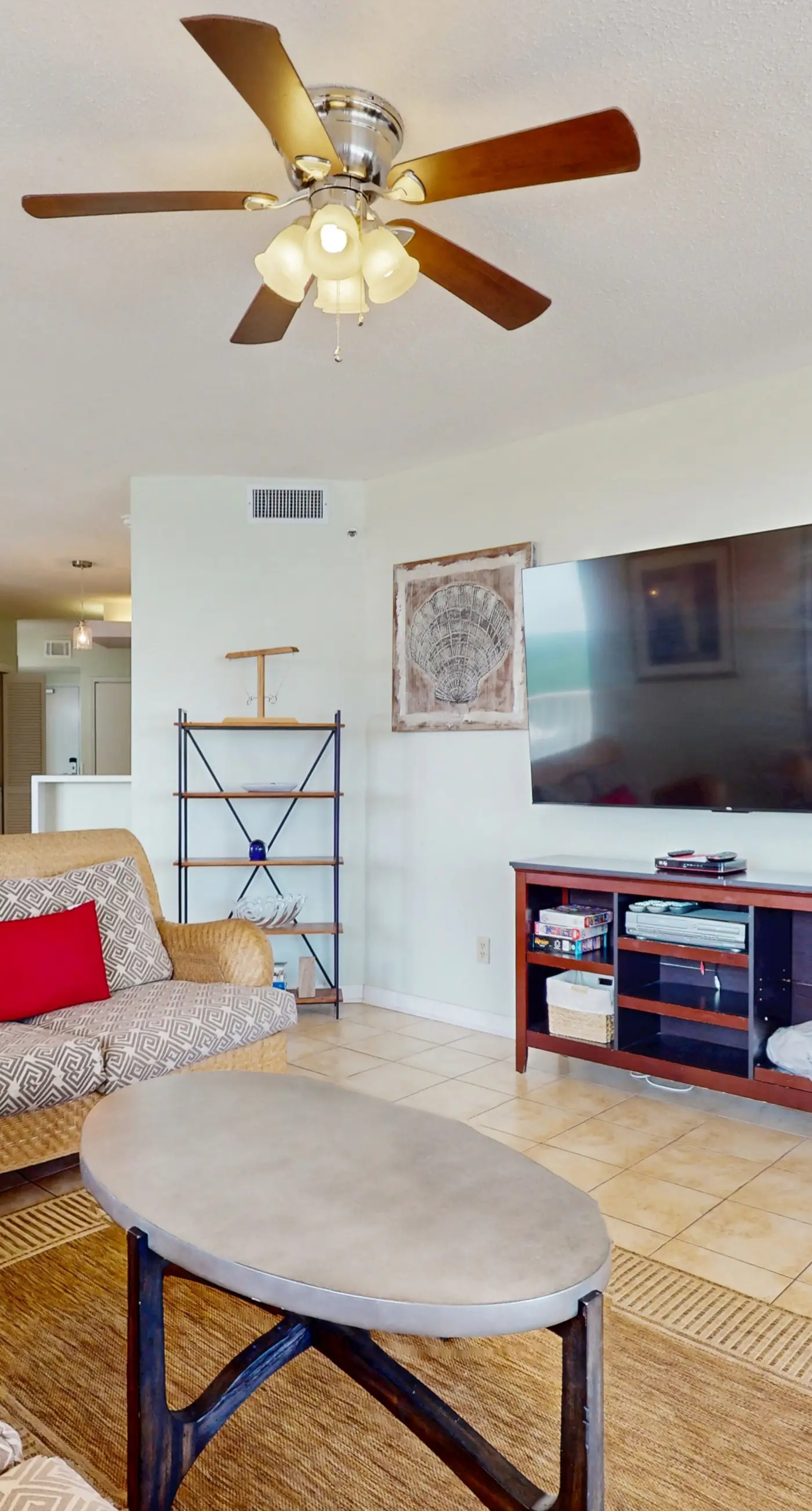 Gulf-front condo with deep corner balcony, beach view, pools & gym