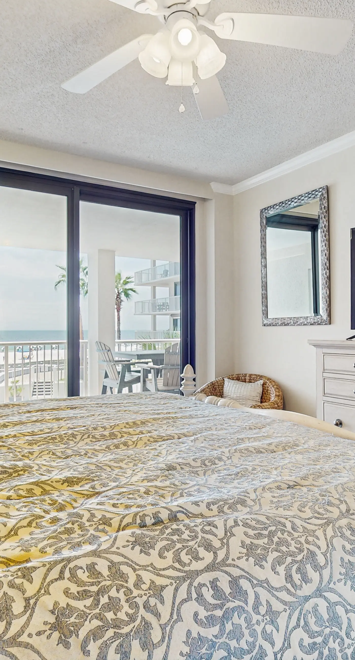 Gulf-front condo with furnished balcony, pools & hot tub