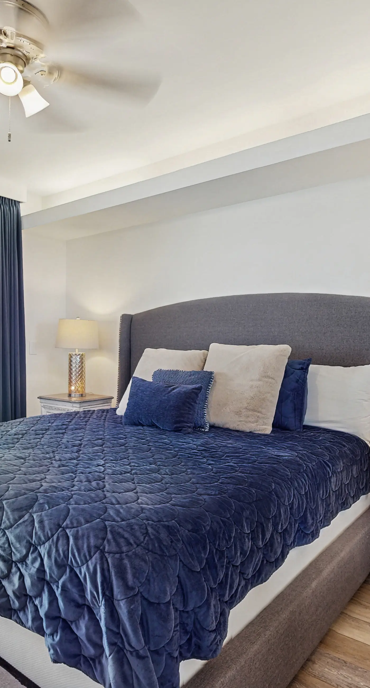 Emerald Coast condo with open layout, pools, hot tub & tennis