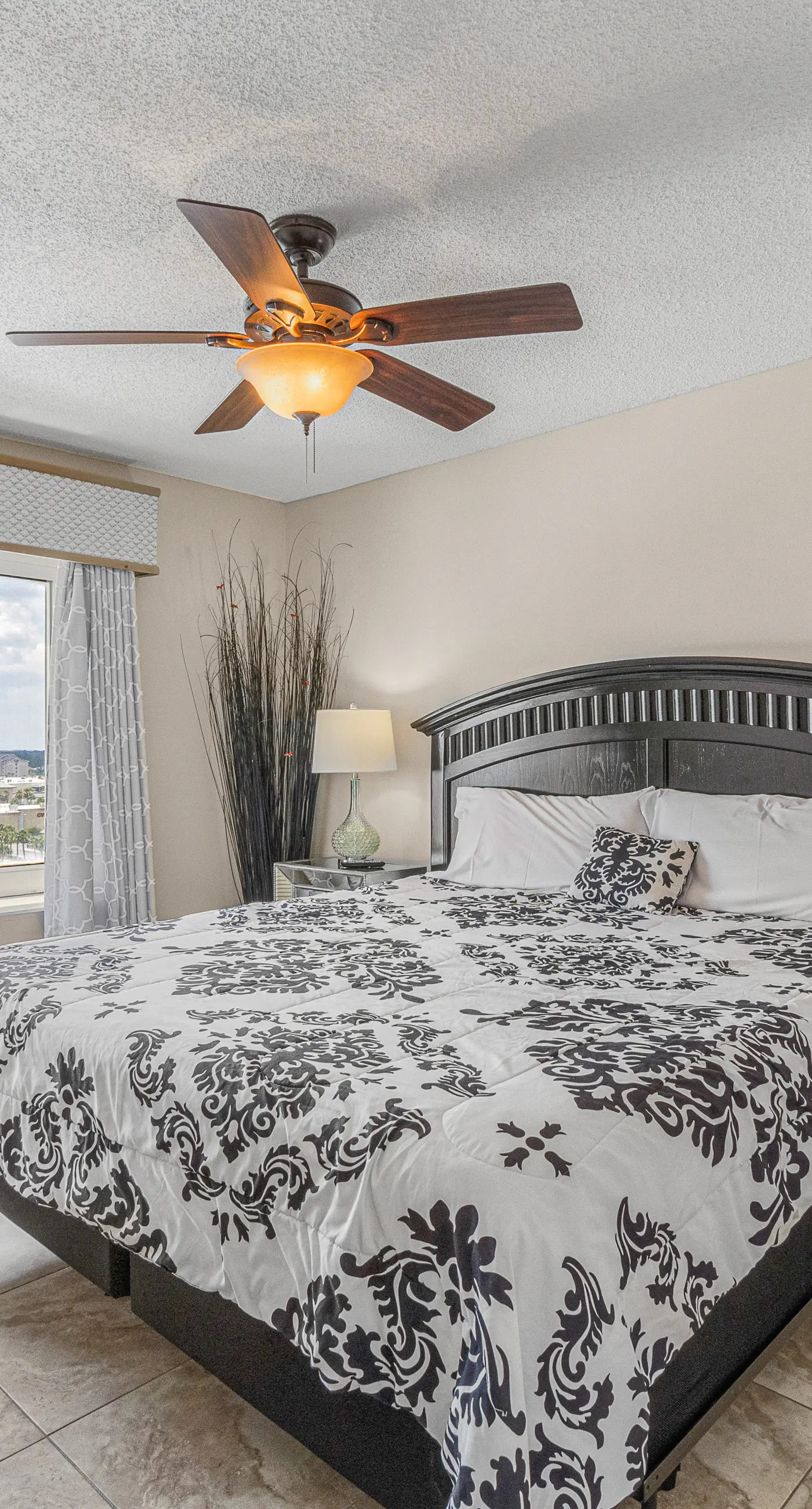 Stunning beachfront condo w/ a full kitchen, private balcony, & shared pools