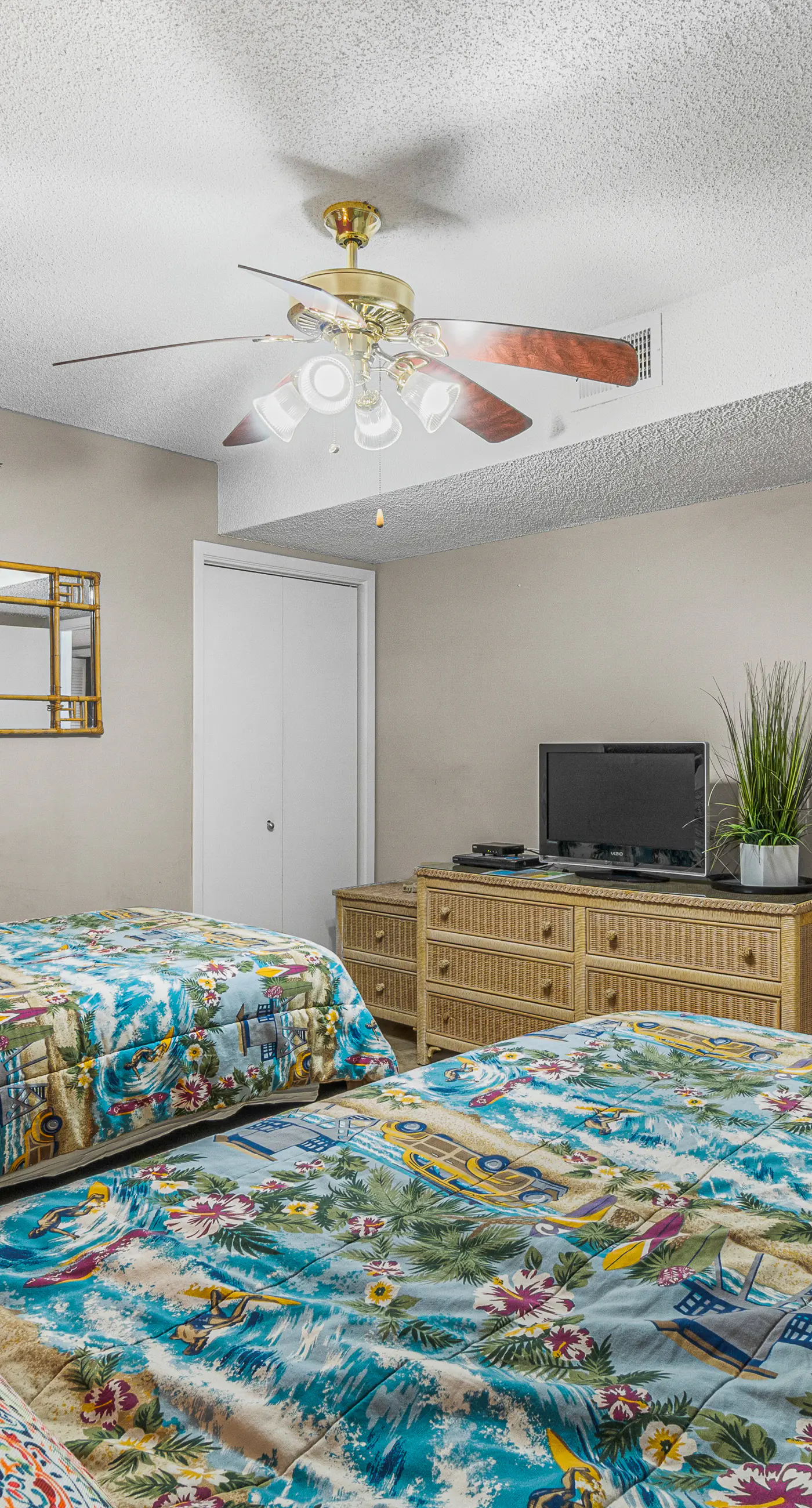 Stunning beachfront condo w/ a full kitchen, private balcony, & shared pools