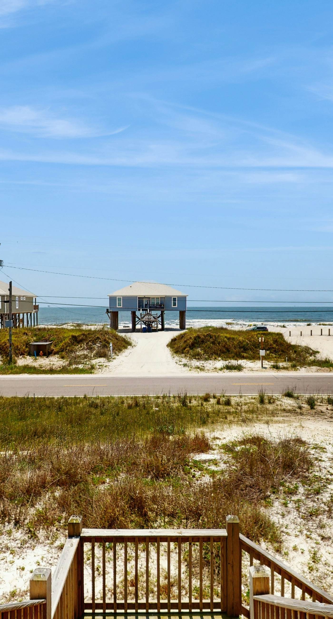 Stunning home with direct ocean views, private hot tub & grill - dogs welcome