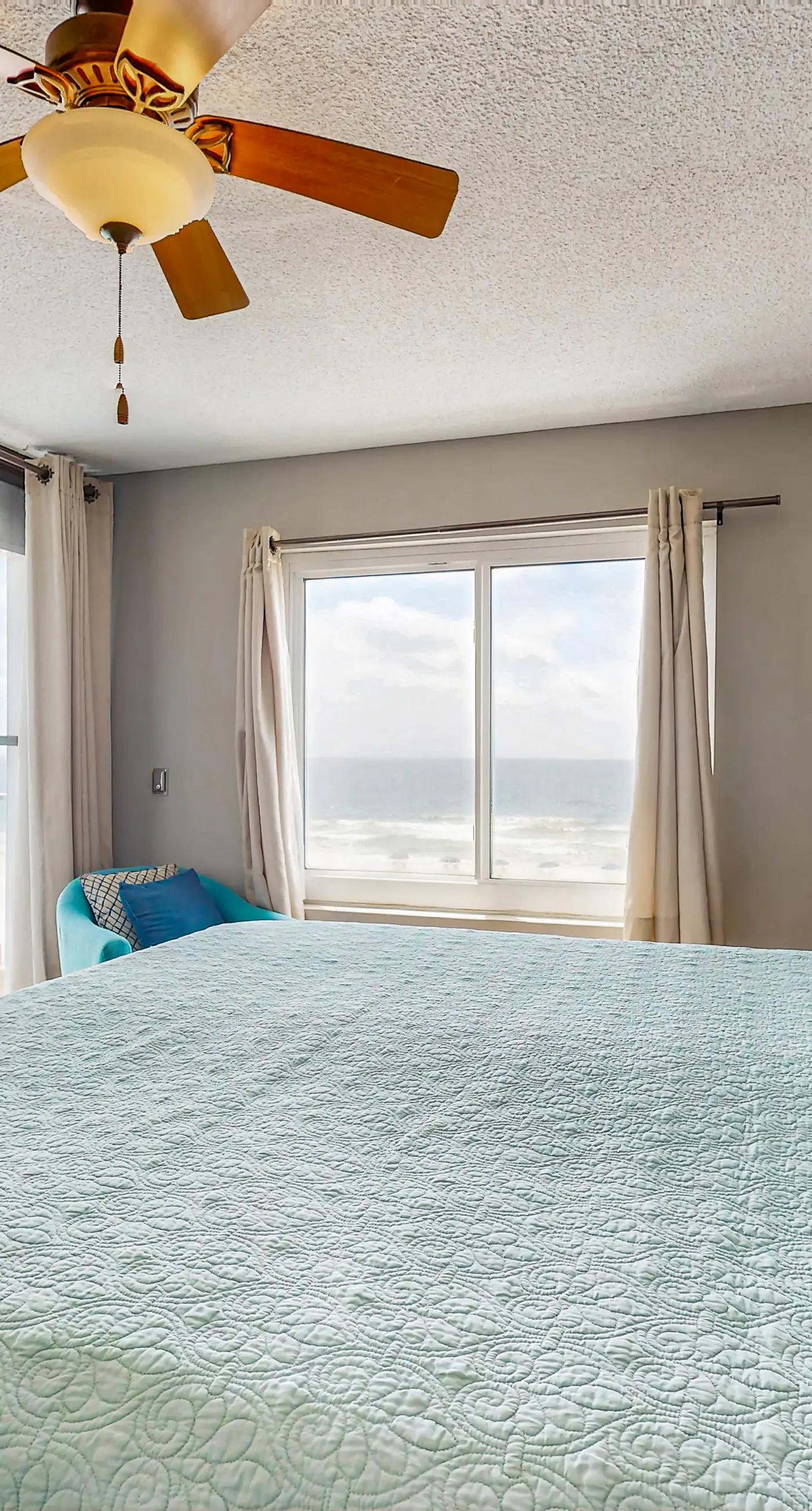 Updated, Gulf front condo with beautiful views, shared pool, sauna, and hot tub