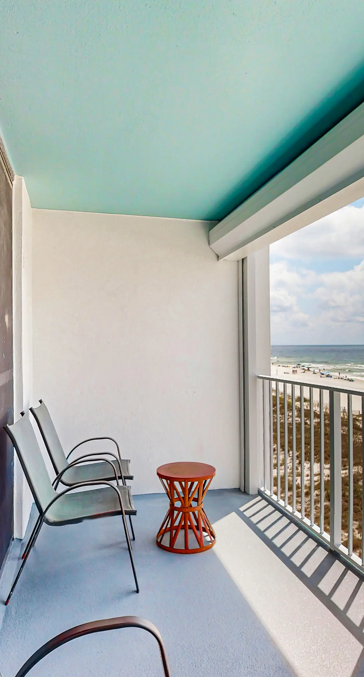 Updated, Gulf front condo with beautiful views, shared pool, sauna, and hot tub