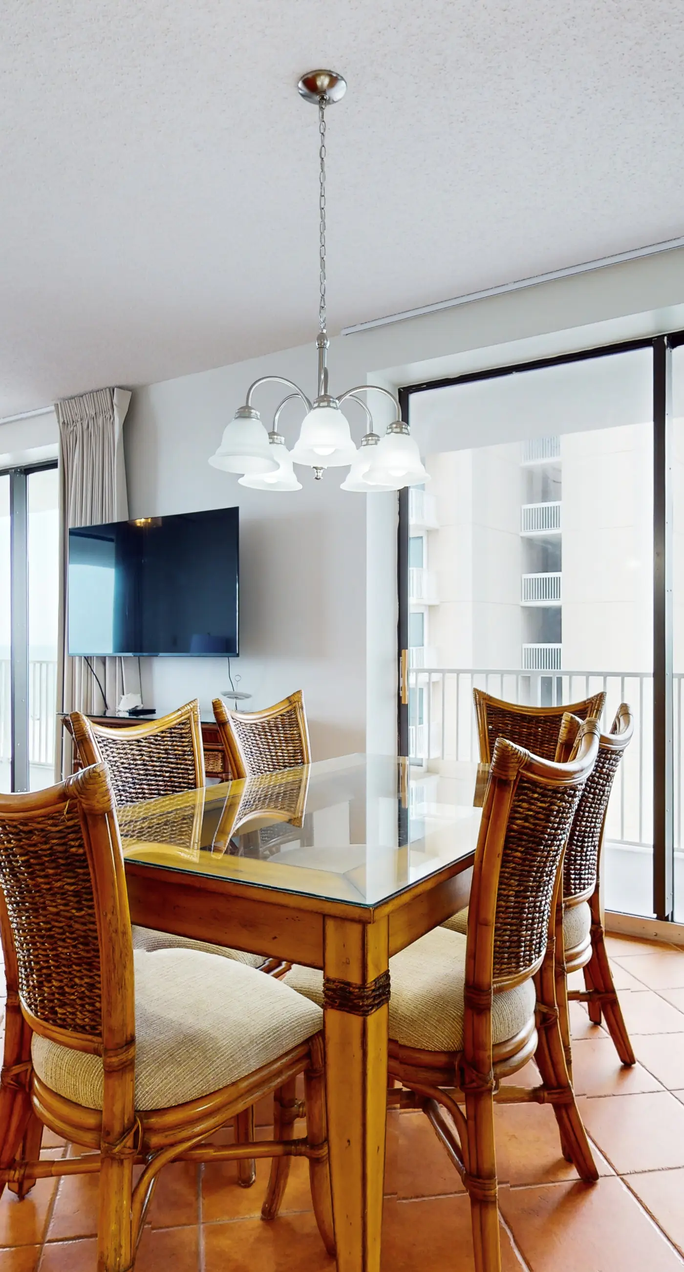 Gulf-Front Beach Condo w/Balcony, Shared Pool, Hot Tub, A/C, Views, & Gym