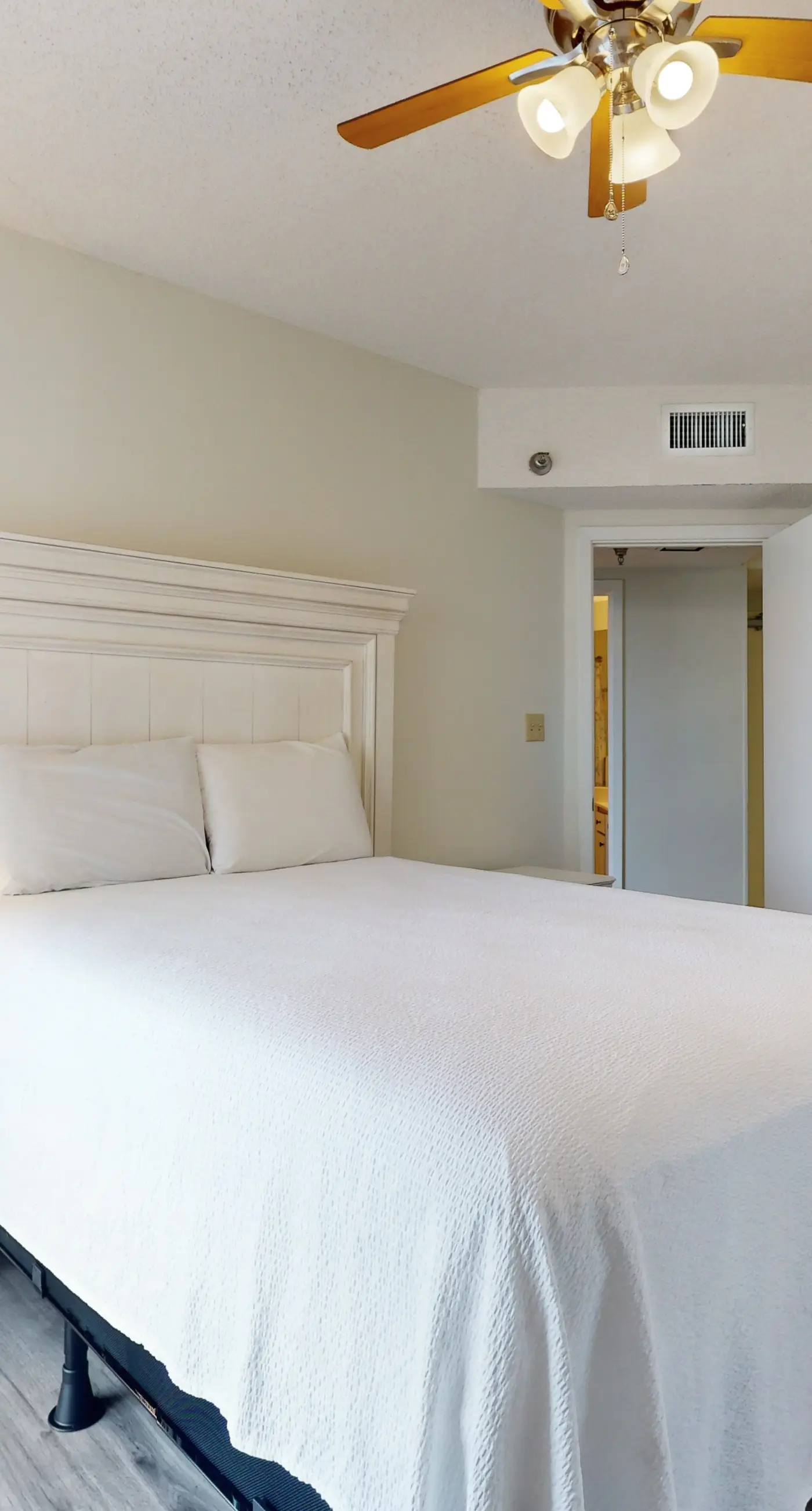 Gulf-Front Beach Condo w/Balcony, Shared Pool, Hot Tub, A/C, Views, & Gym