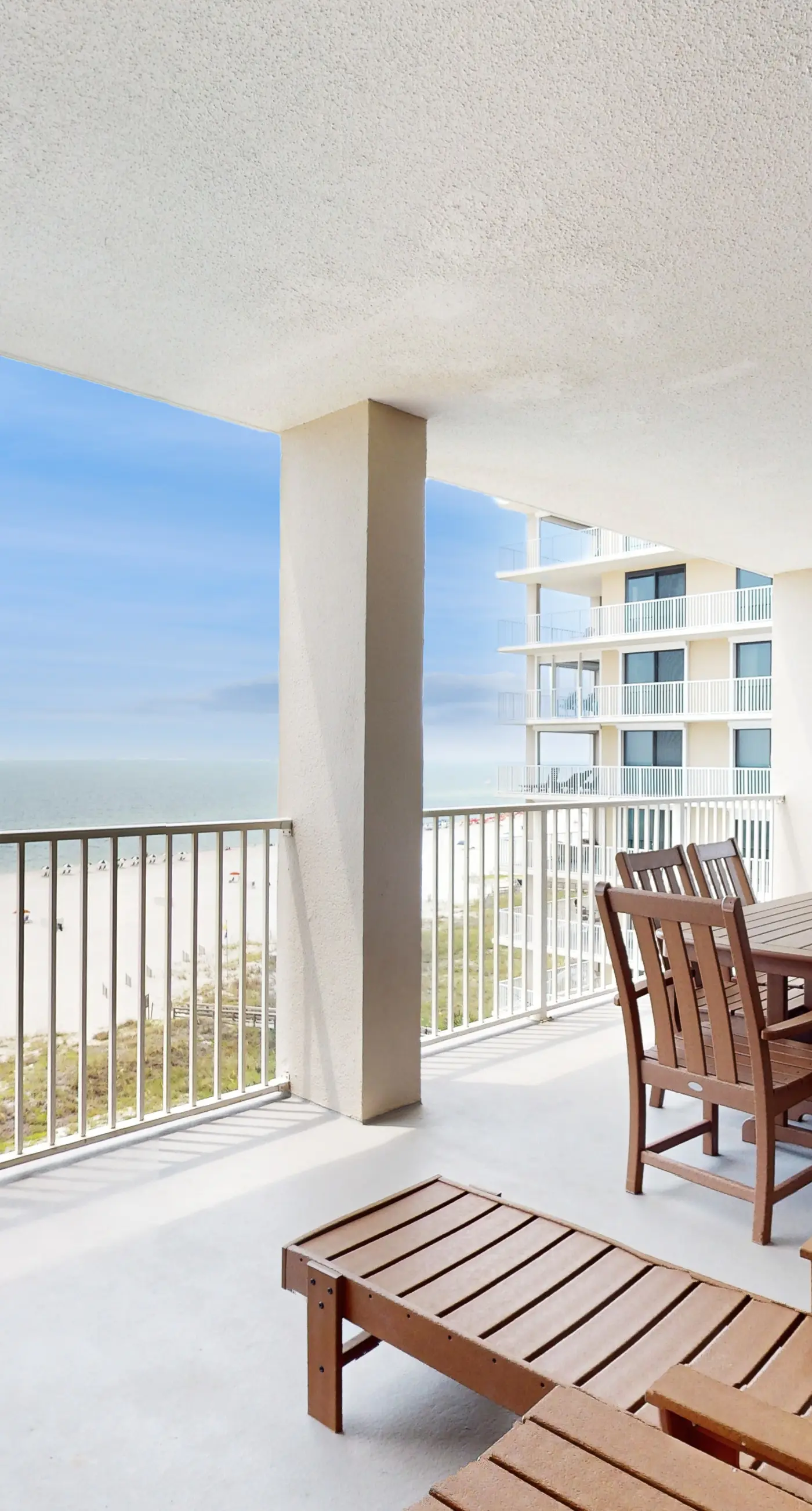 Gulf-Front Beach Condo w/Balcony, Shared Pool, Hot Tub, A/C, Views, & Gym