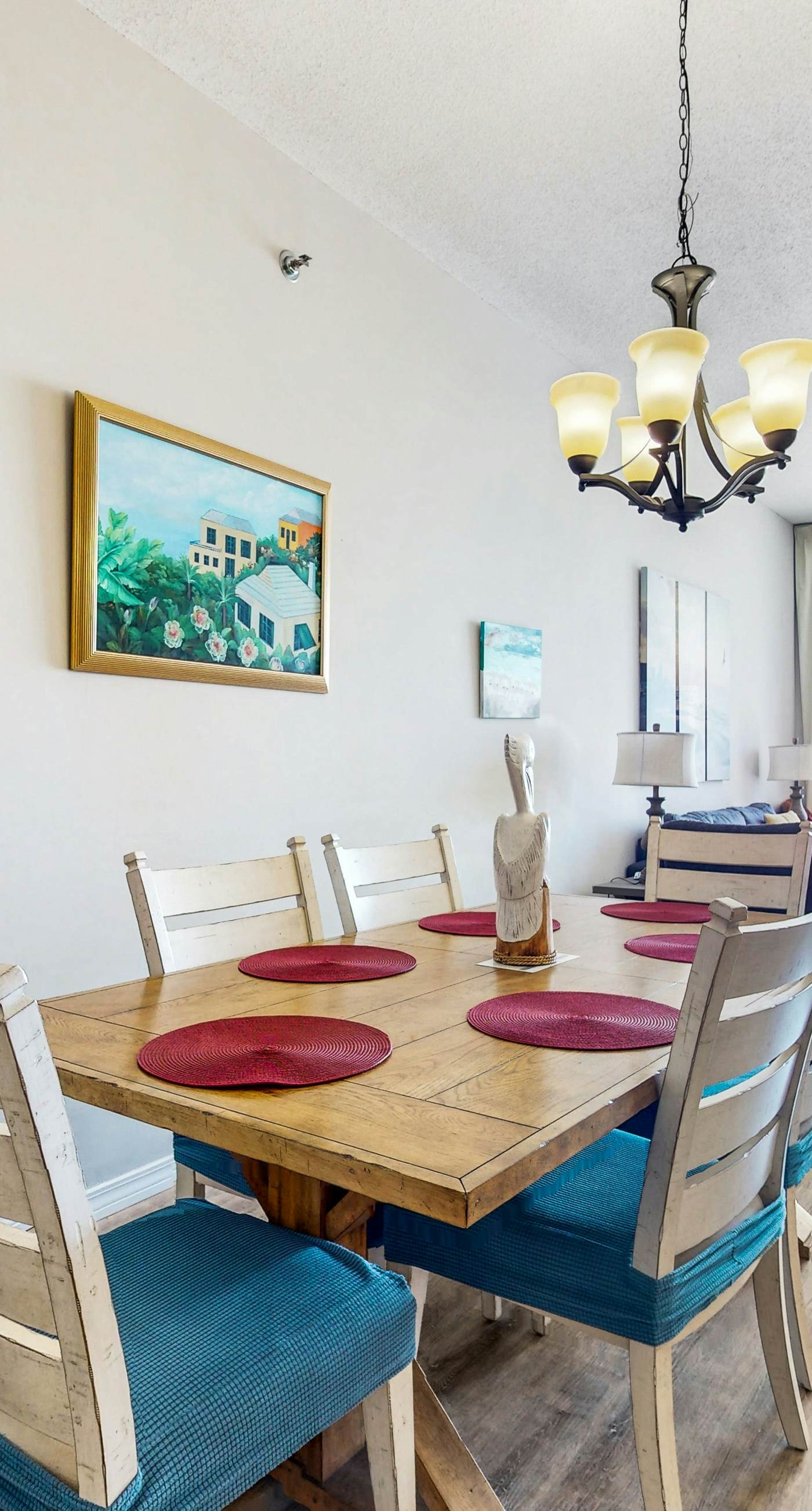 Beachfront condo with stunning views, pool, WiFi, and washer/dryer