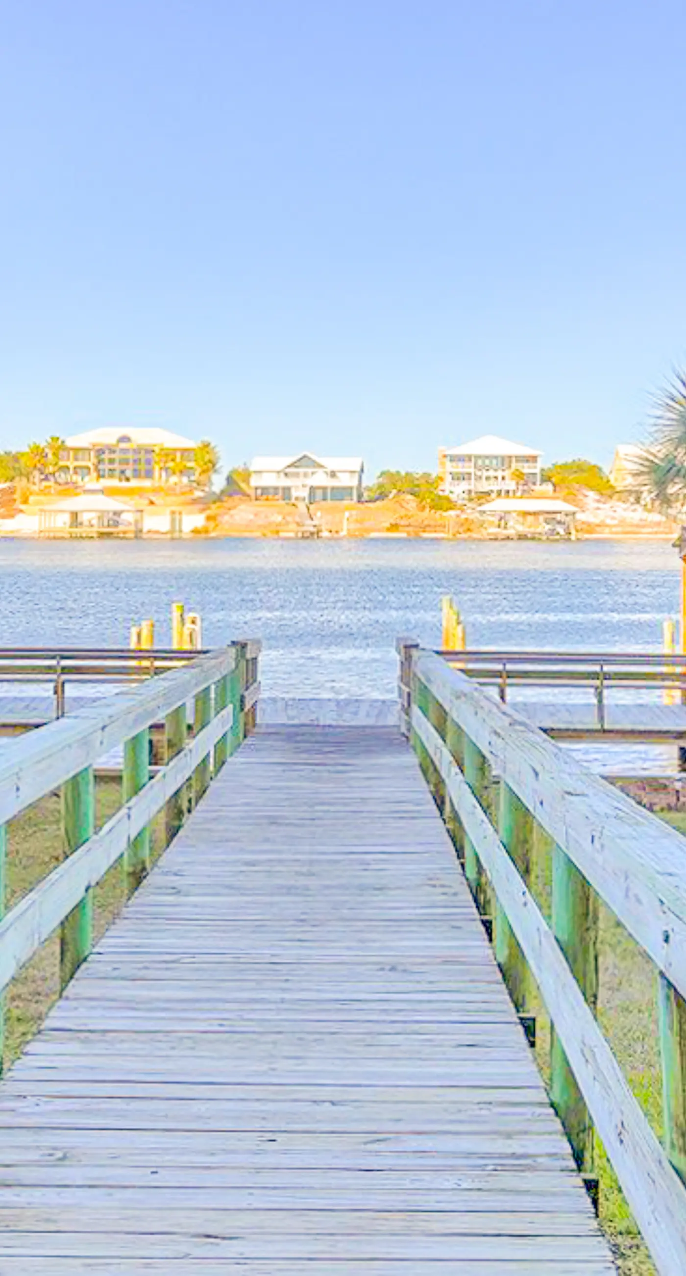 Beachfront condo with pool, private balcony, & washer and dryer!