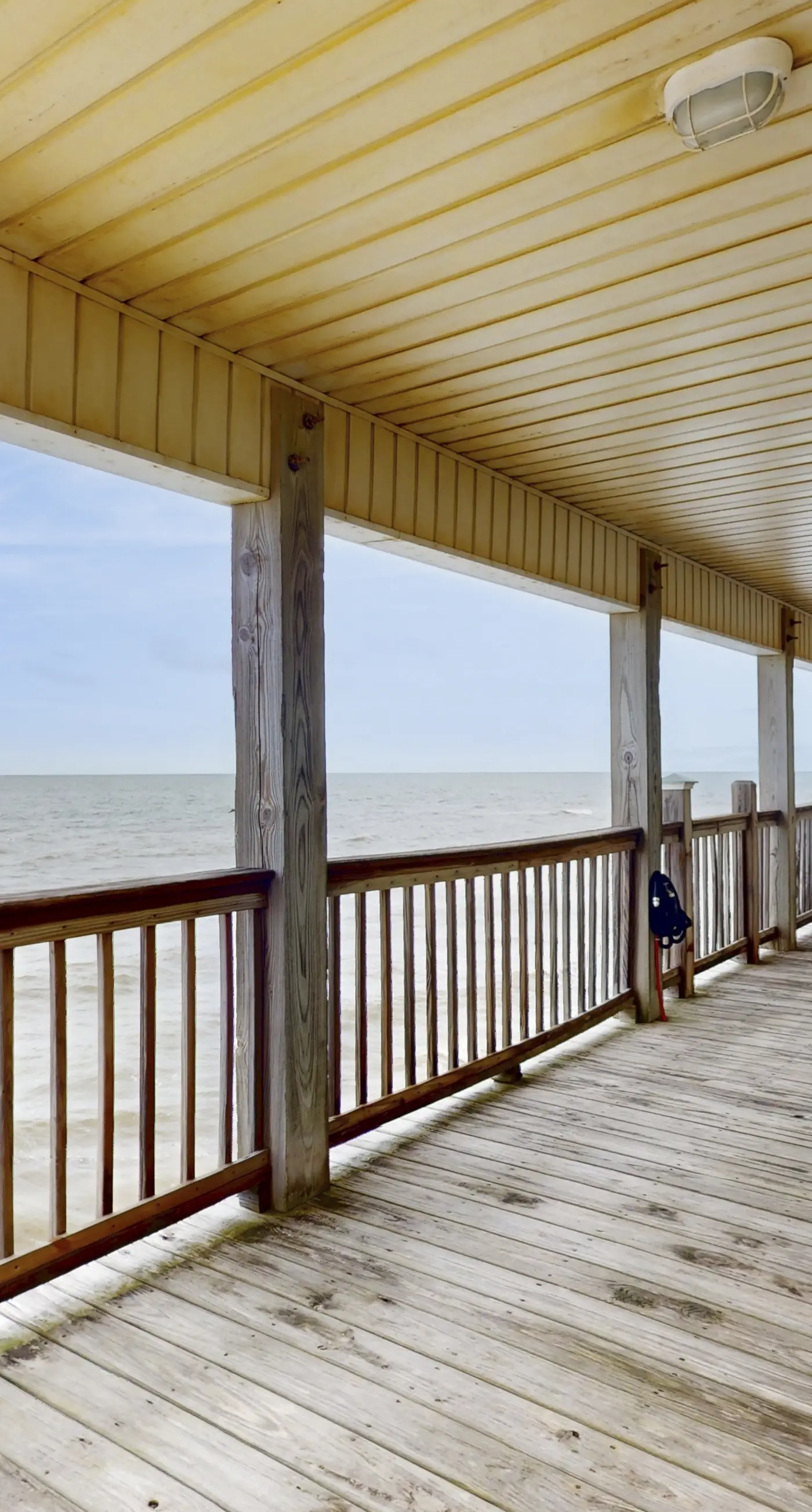 Beach Front house with breathtaking views, free WiFi, full kitchen