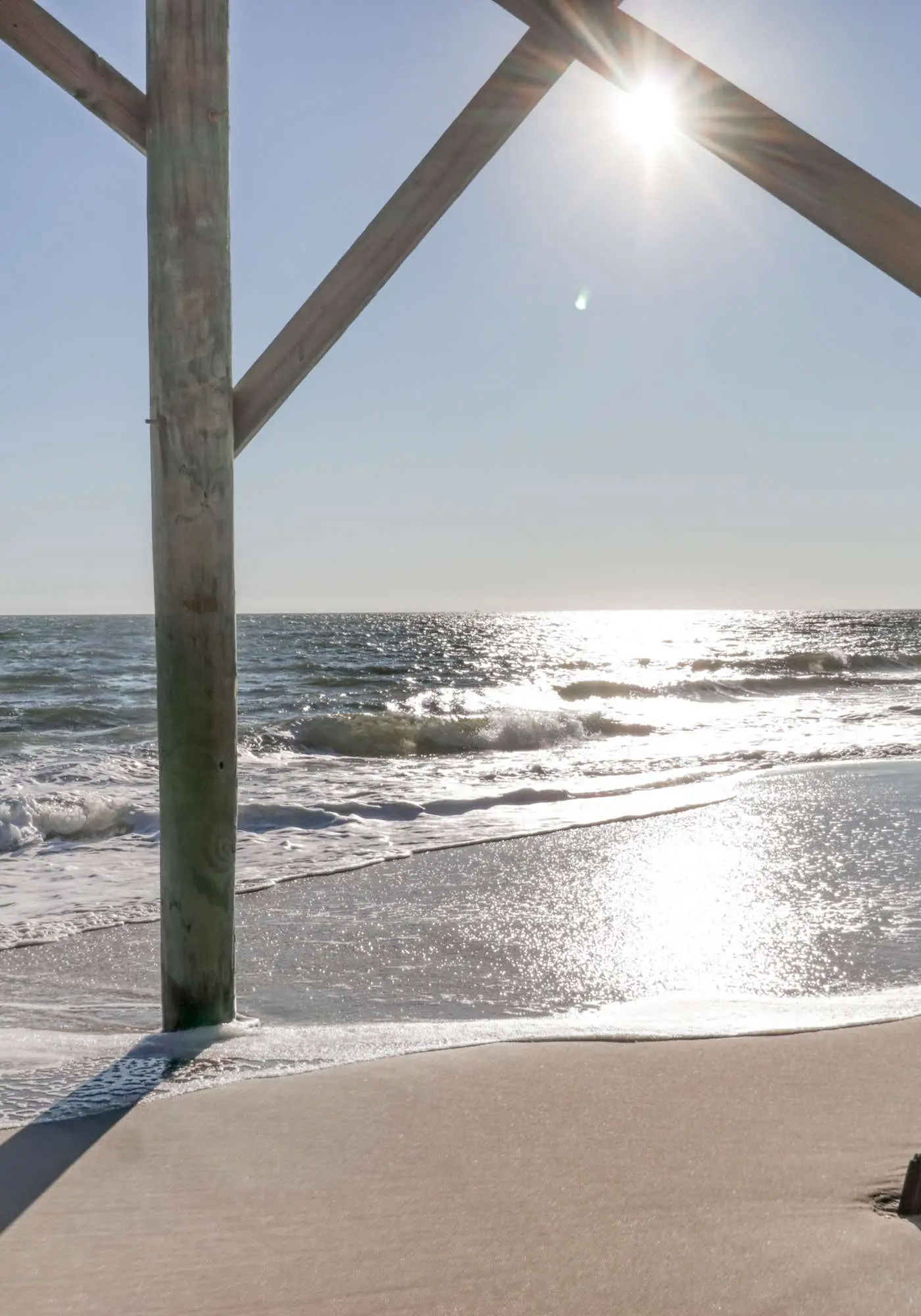 Beach Front house with breathtaking views, free WiFi, full kitchen