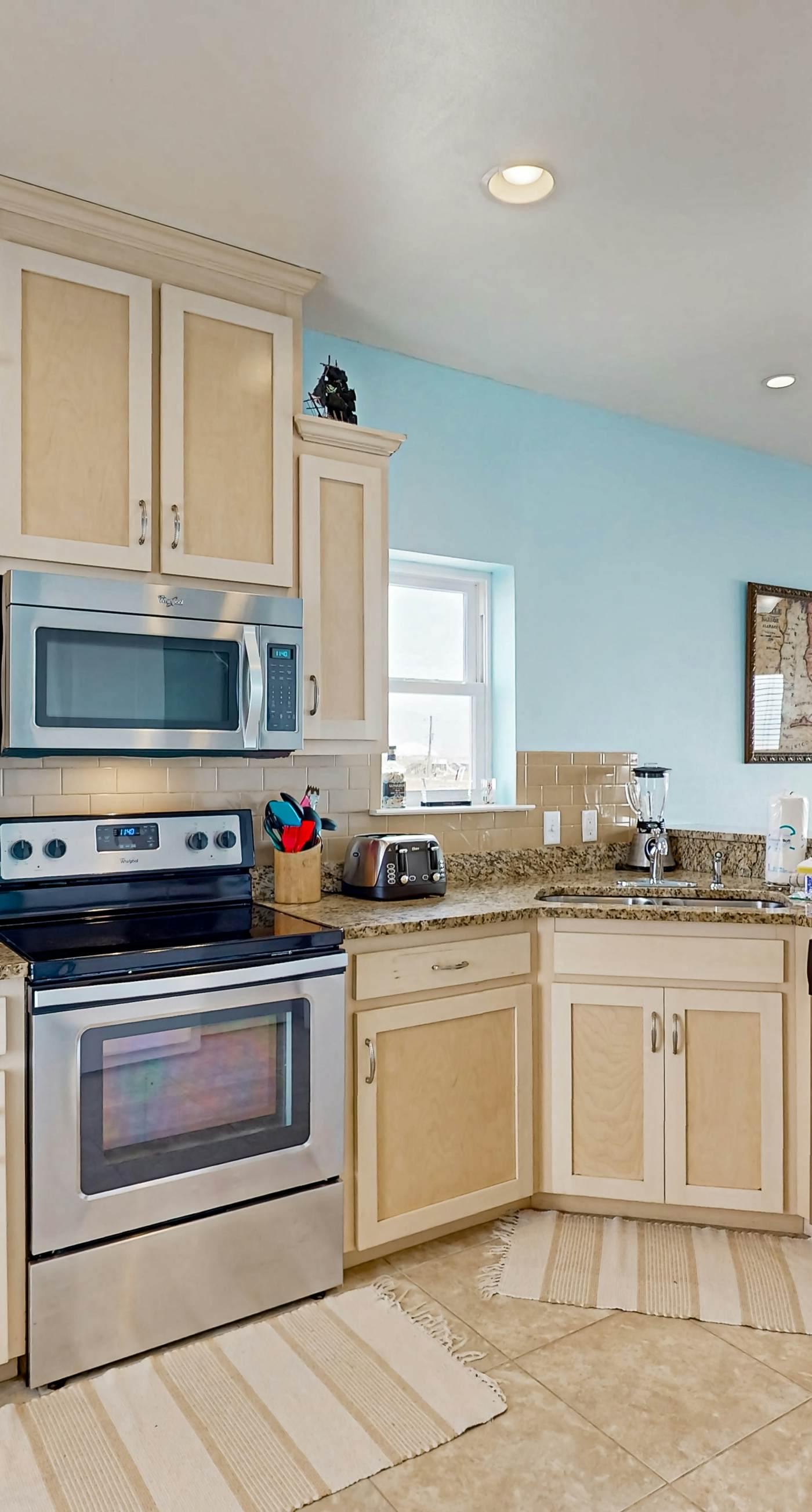 Spectacular Gulf-front home with covered porch & views - on the beach