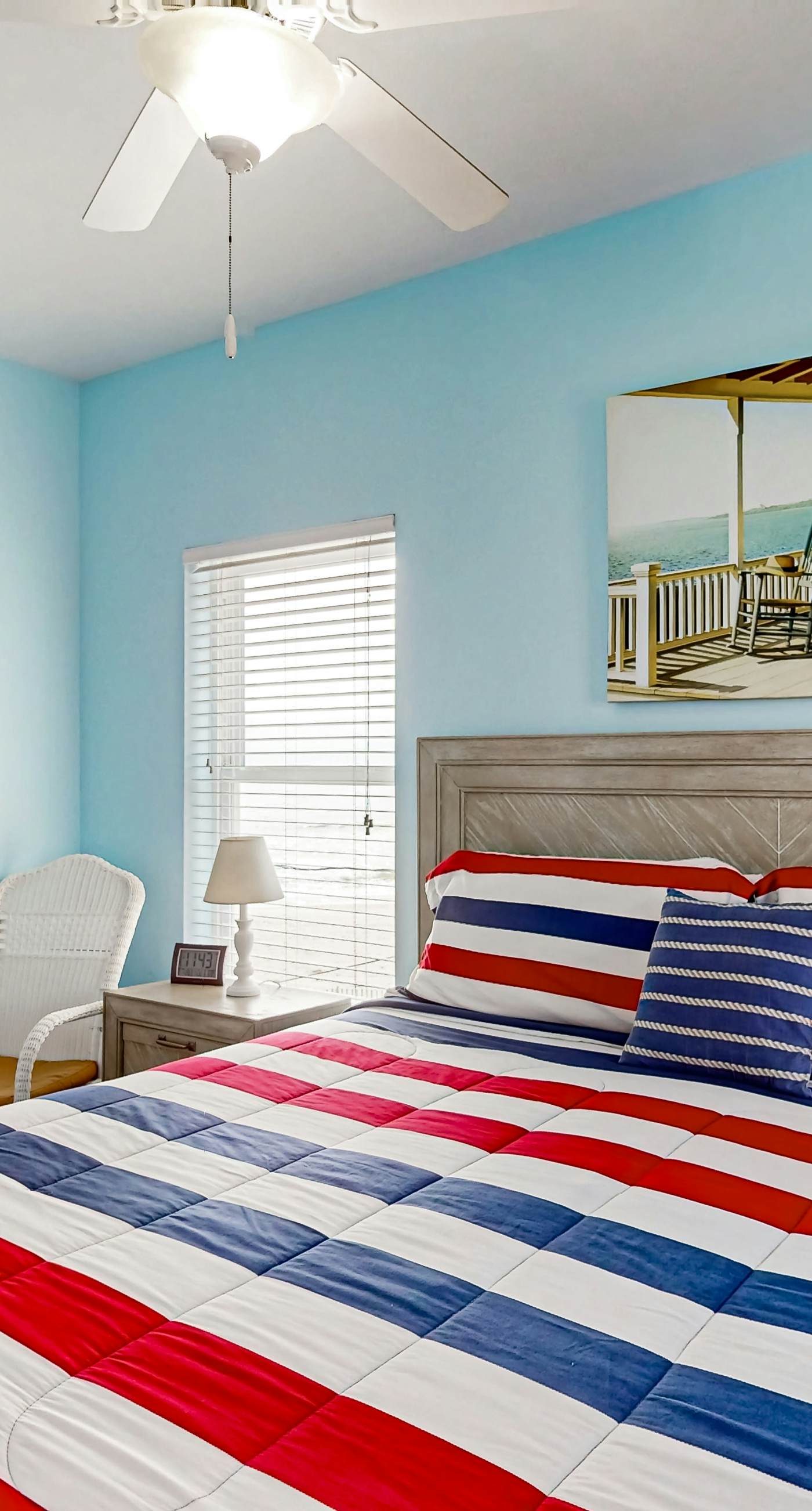 Spectacular Gulf-front home with covered porch & views - on the beach