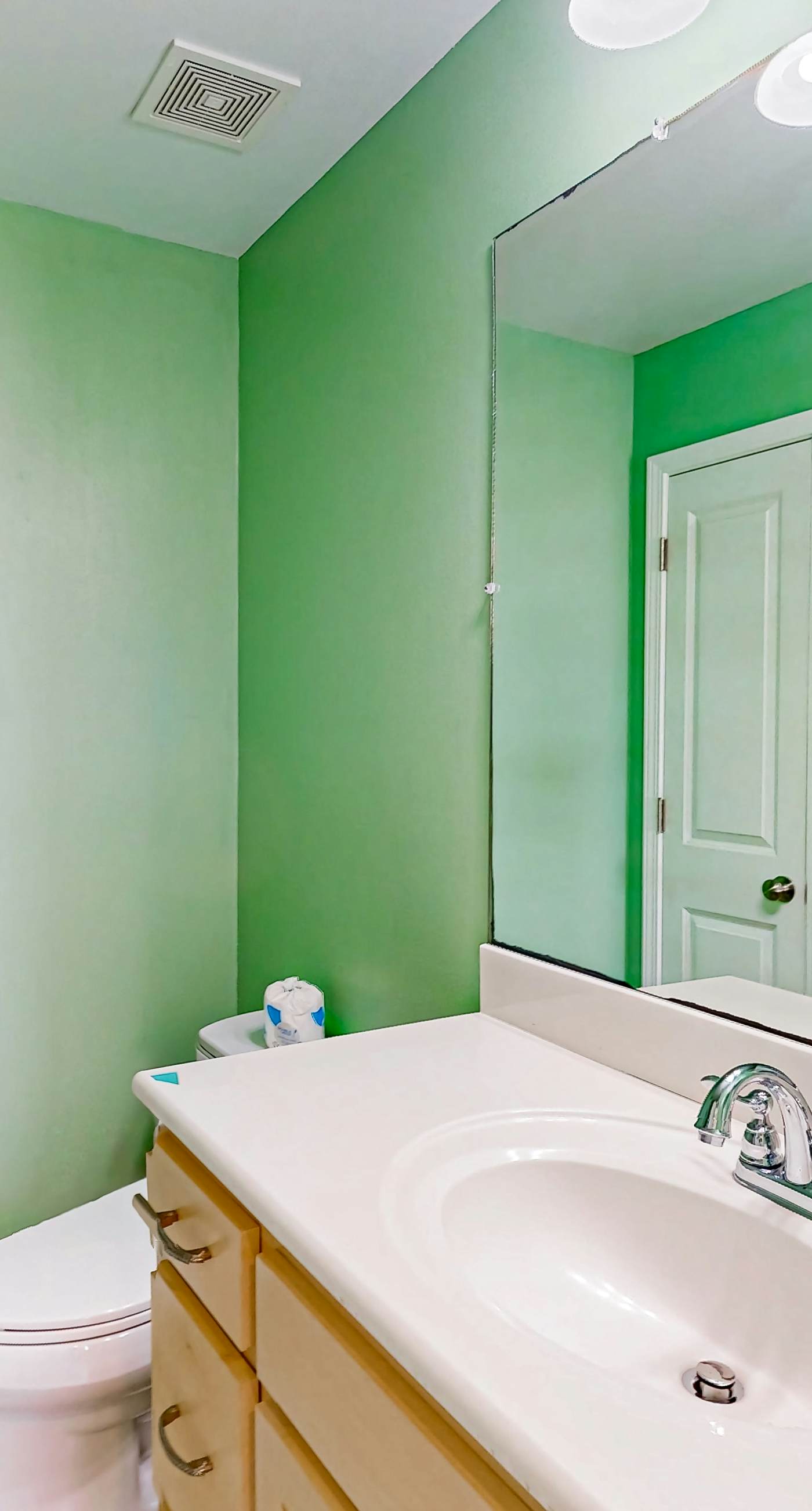 Spectacular Gulf-front home with covered porch & views - on the beach