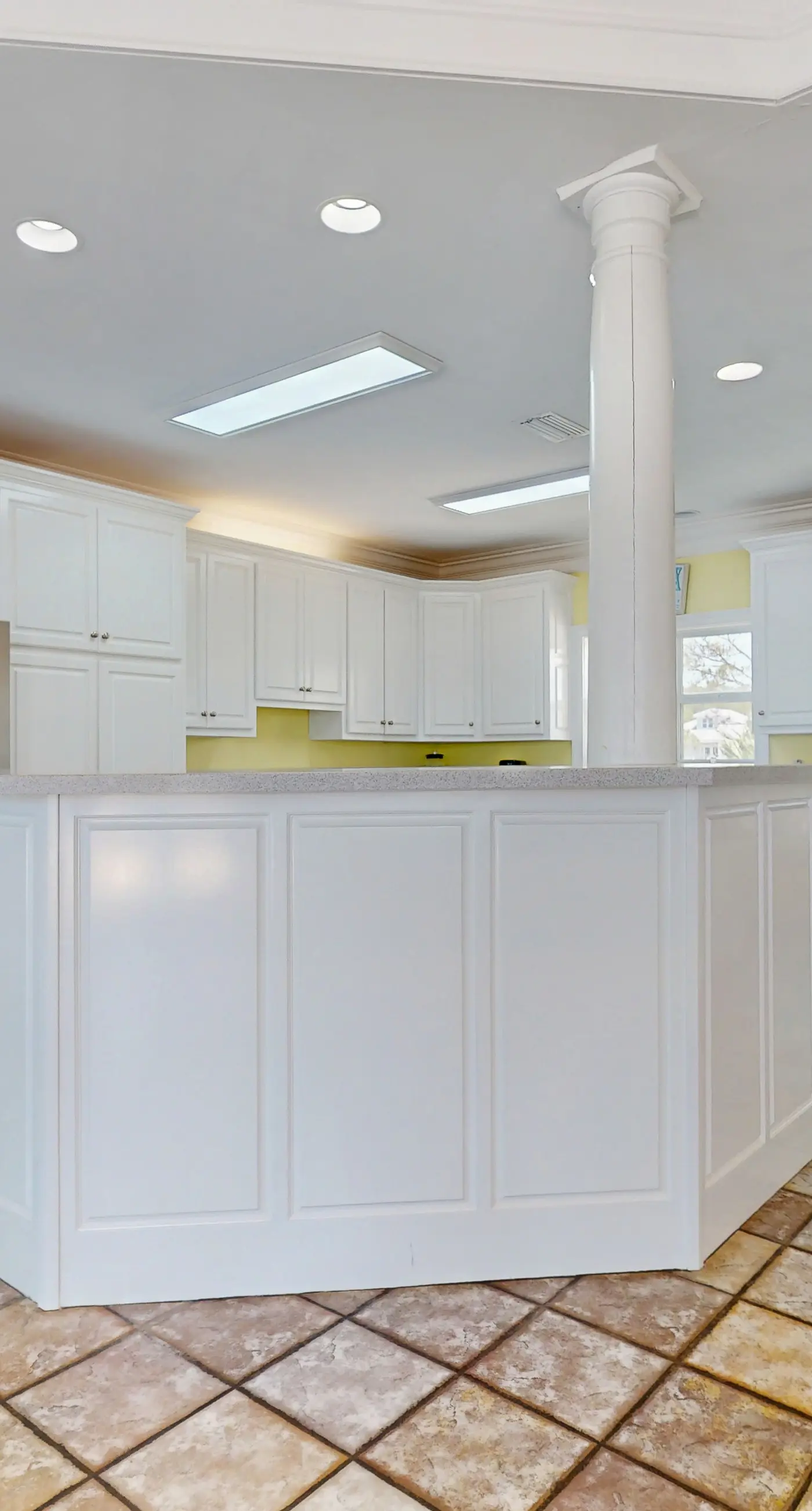 Gulf-front home in a gated community with easy access to the beach & amazing views