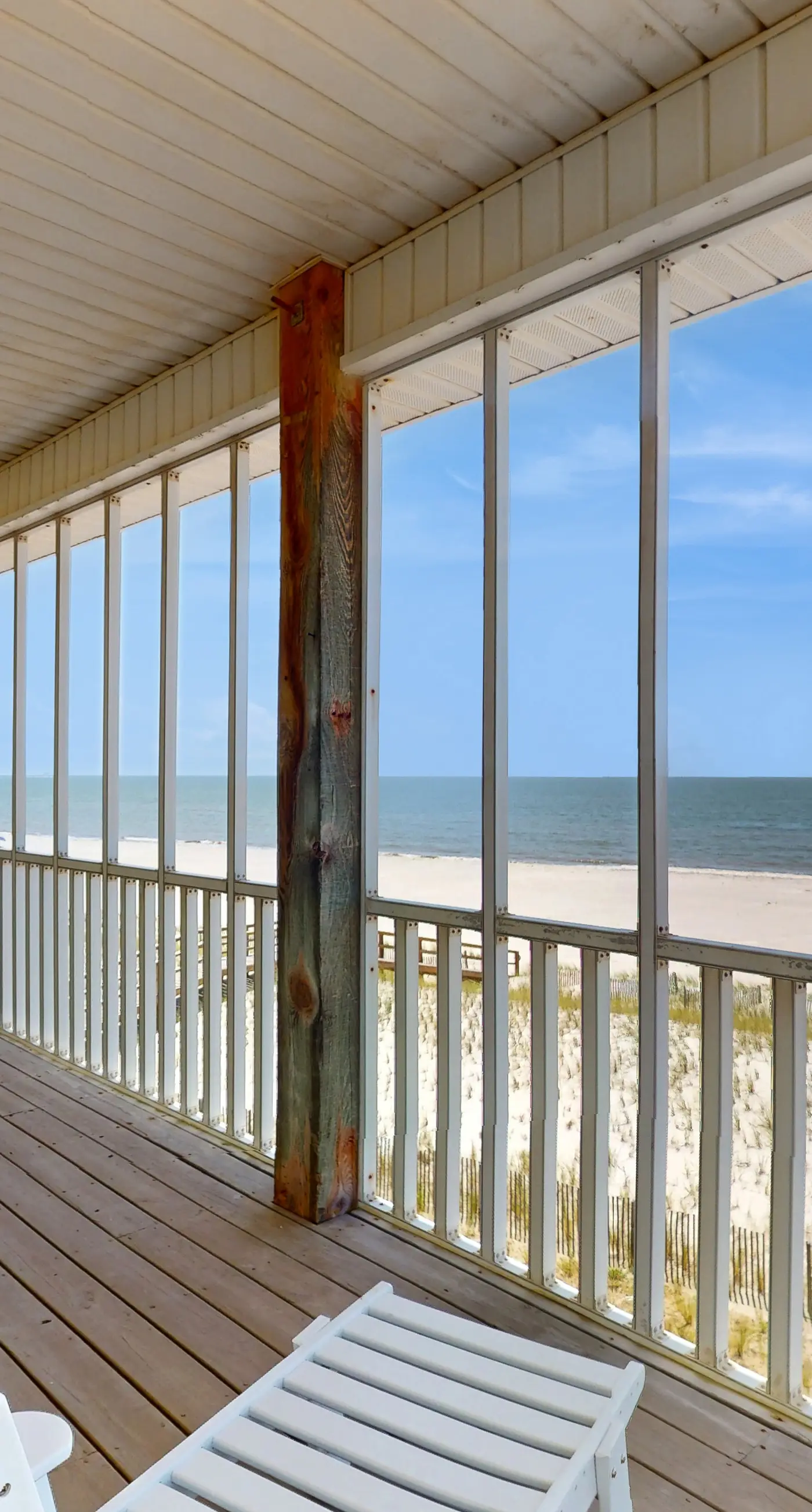 Gulf-front home in a gated community with easy access to the beach & amazing views