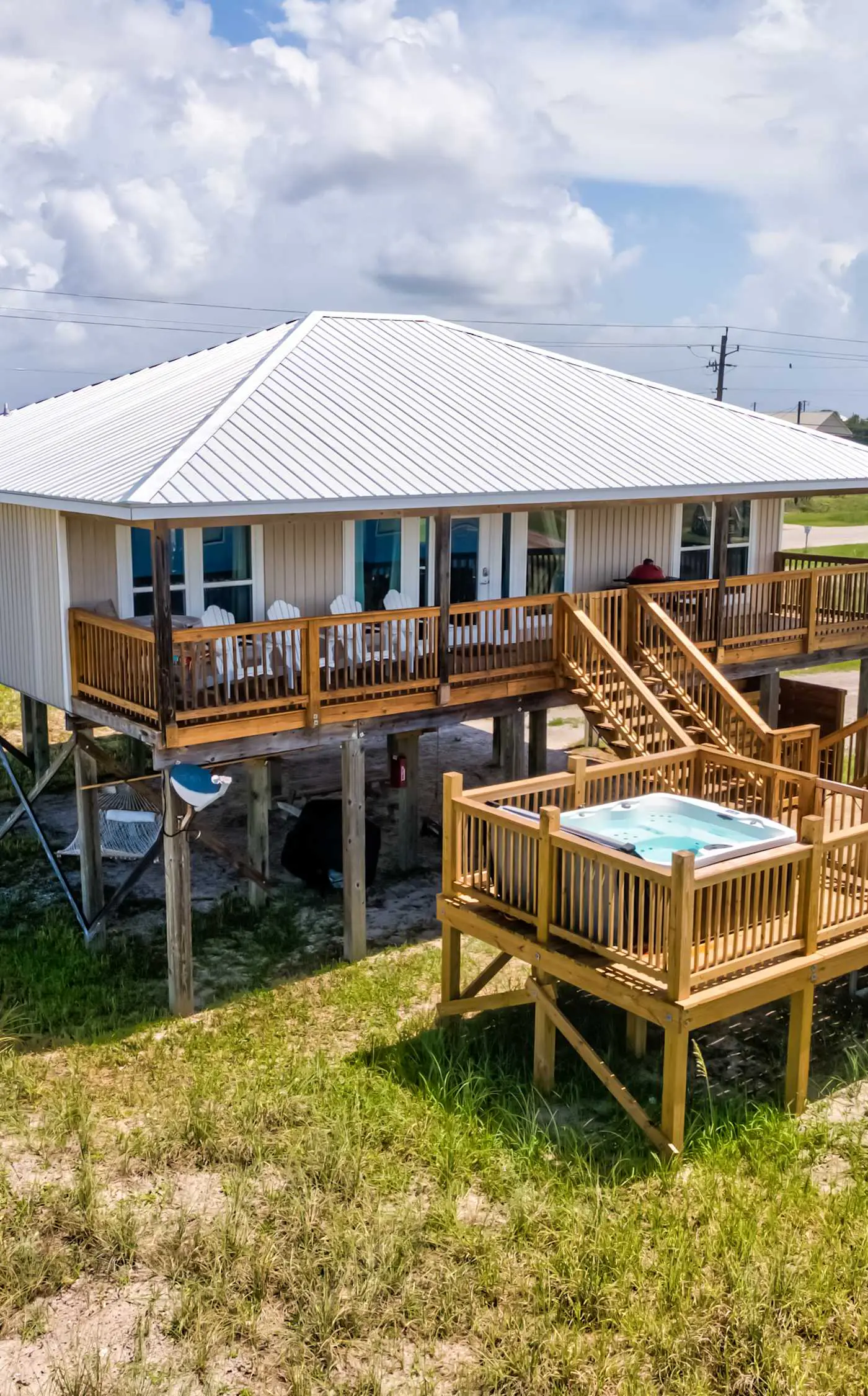 Dog-friendly seaside home with WiFi, deck, amazing views, minutes from beach