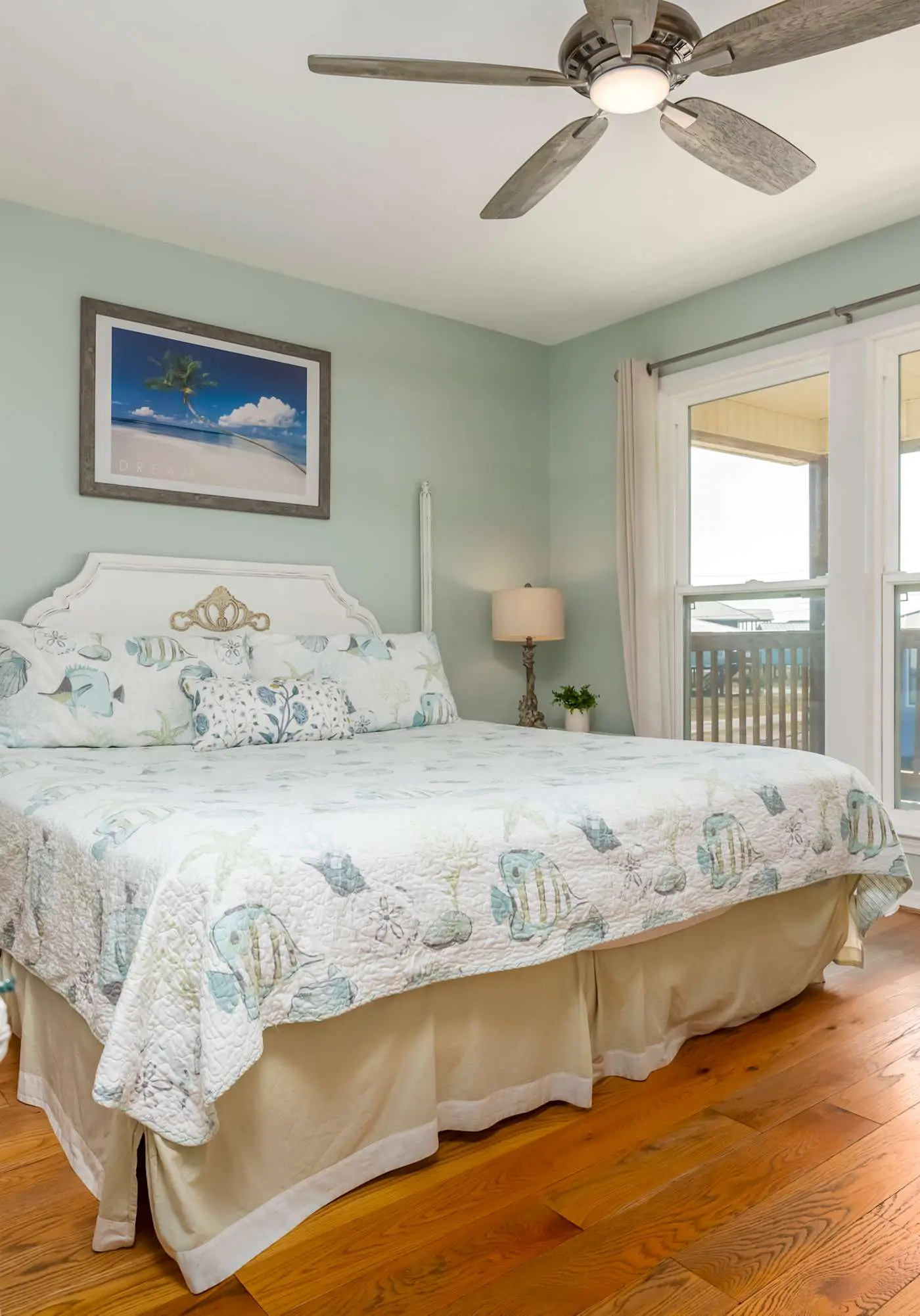 Dog-friendly seaside home with WiFi, deck, amazing views, minutes from beach