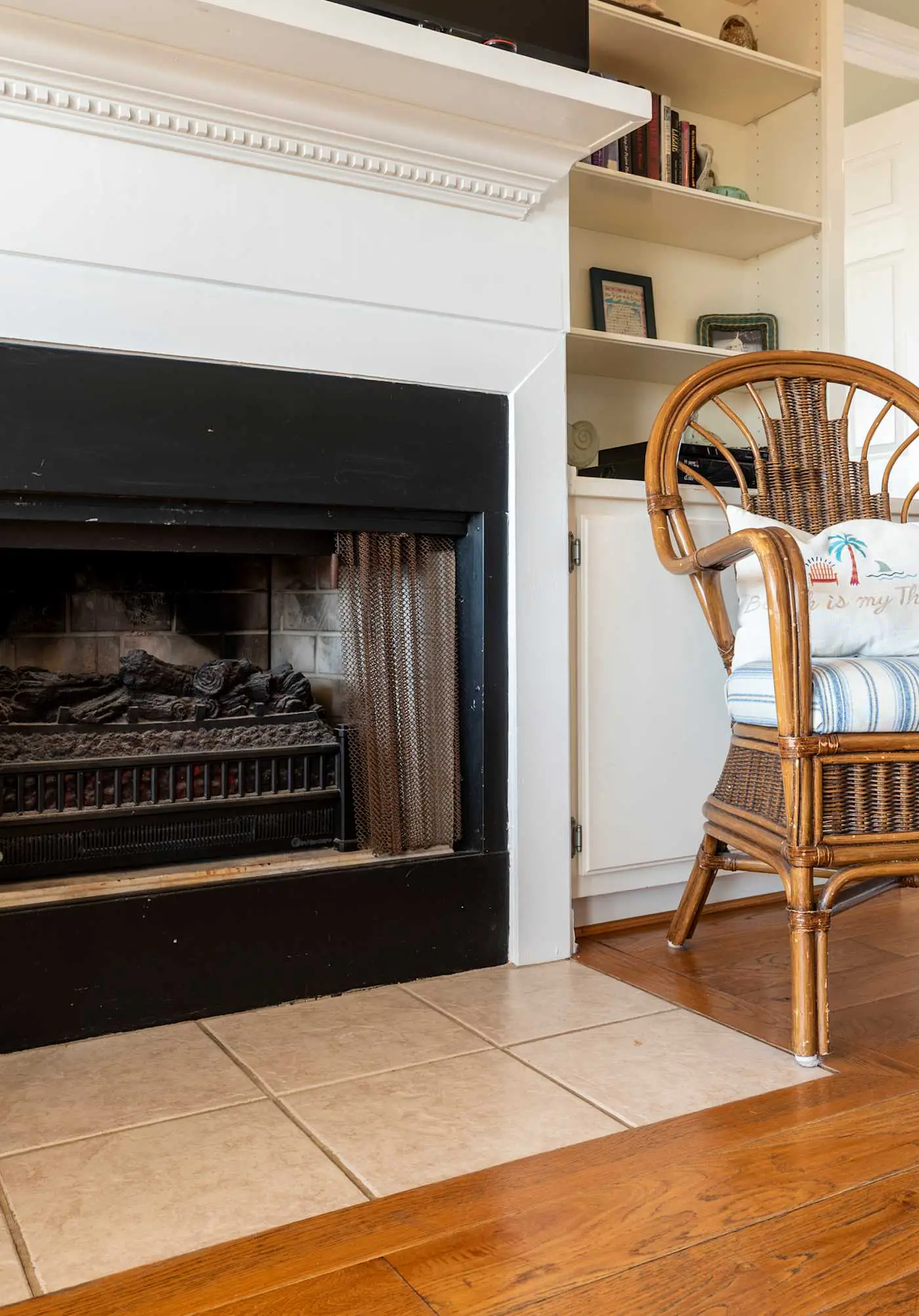 Dog-friendly seaside home with WiFi, deck, amazing views, minutes from beach