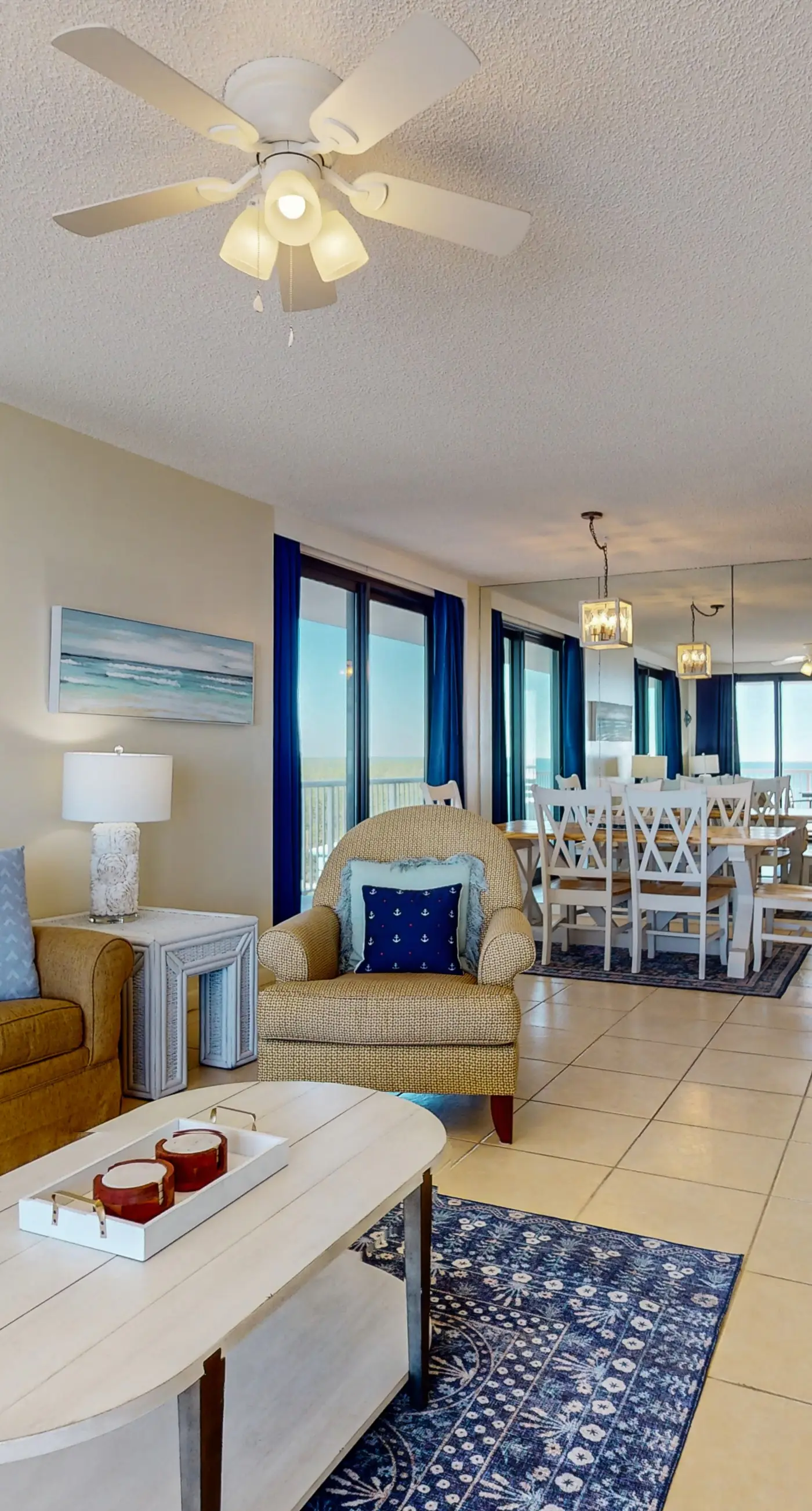 Beachfront 10th-floor condo with balcony, pools, hot tub, gym, WiFi, & AC