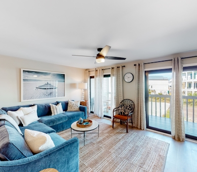 Cozy condo with balcony, pool, & boat launch on the bayou - near the beach