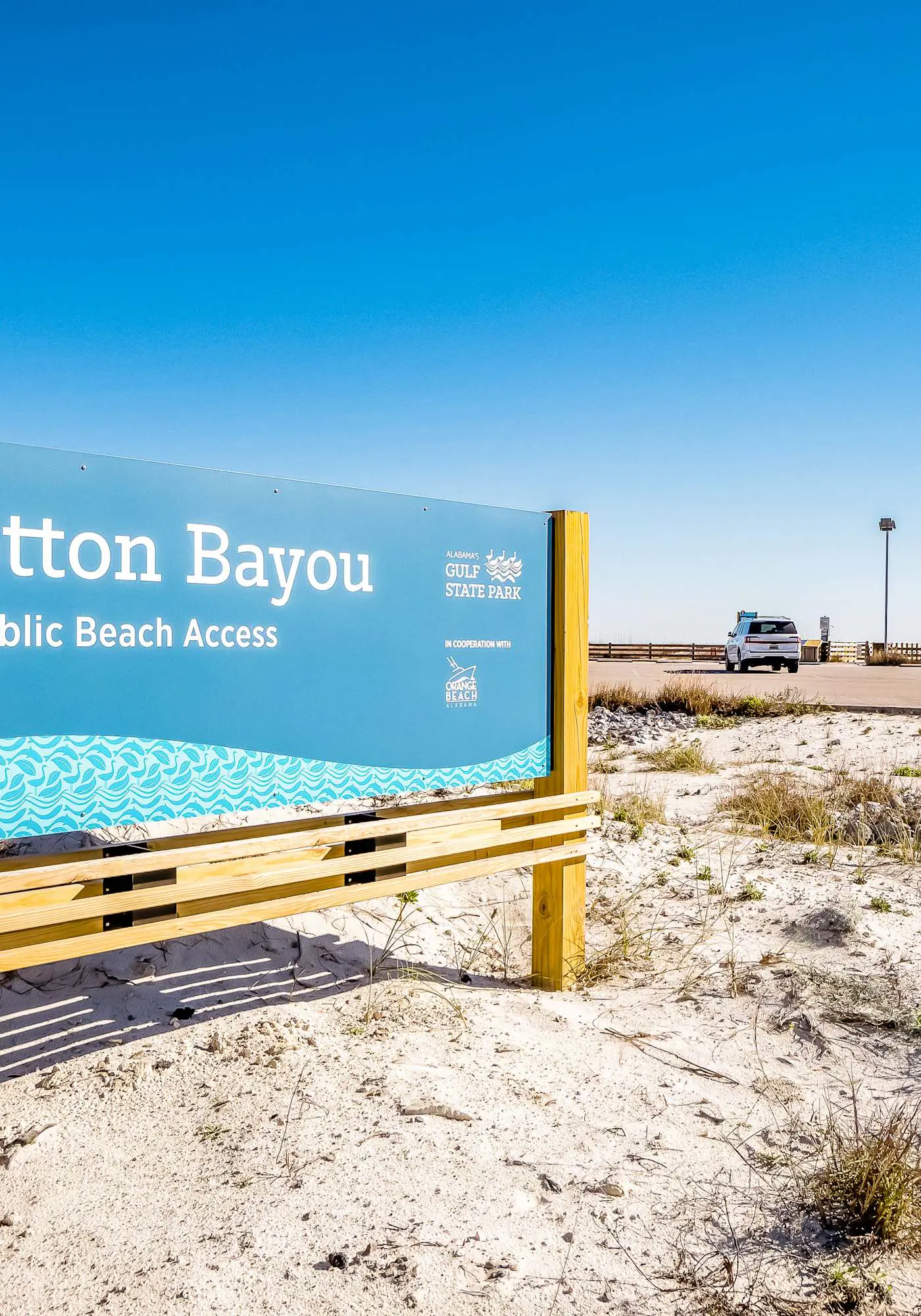 Gulf view condo with pool, balcony, easy beach access & washer/dryer