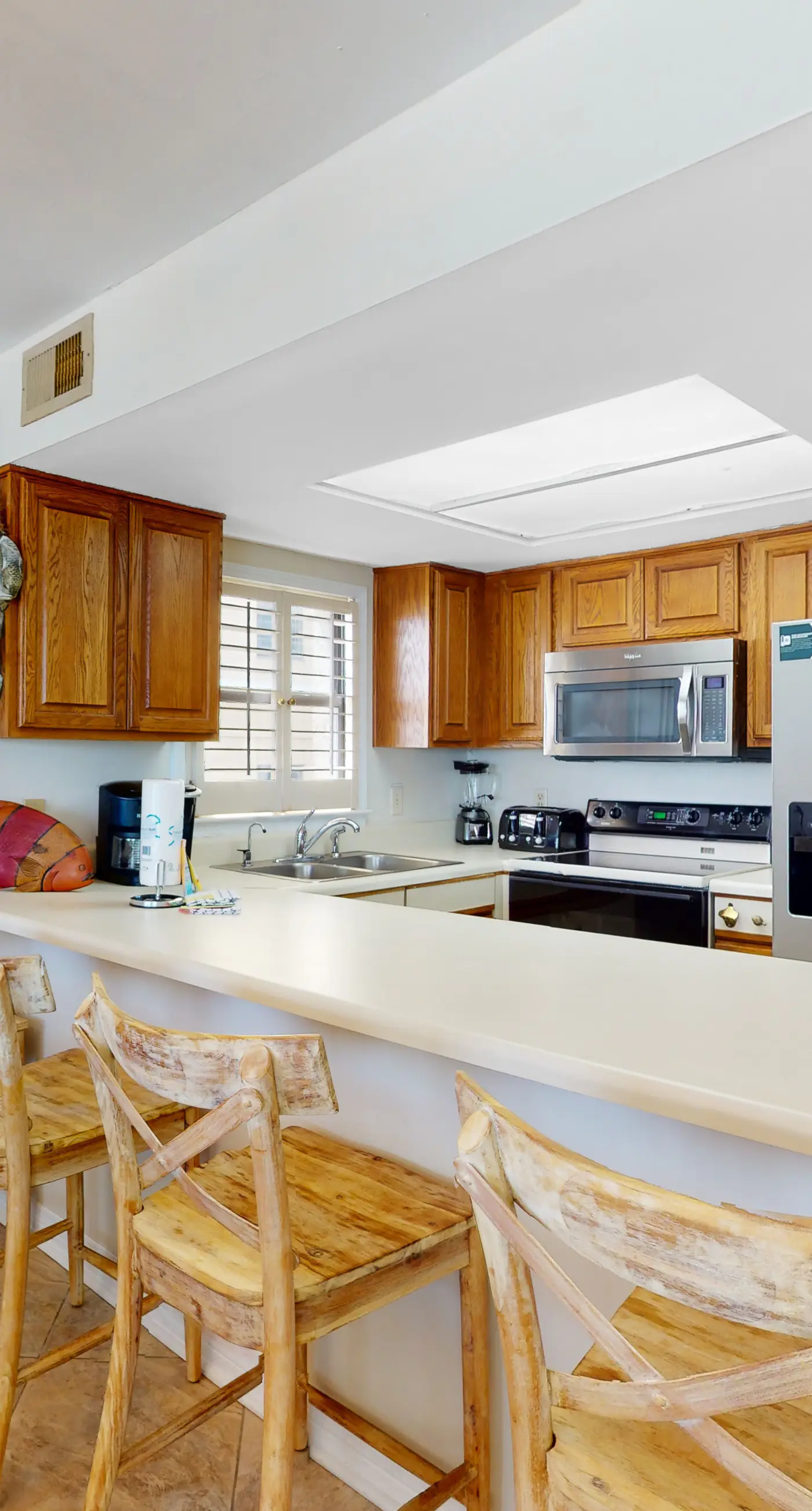 Gulf front condo with pool and beach access - breath taking balcony views