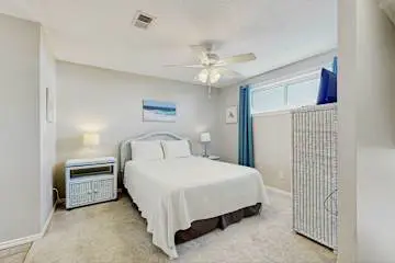 Gulf front condo with onsite snack bar, three shared pools, and internet