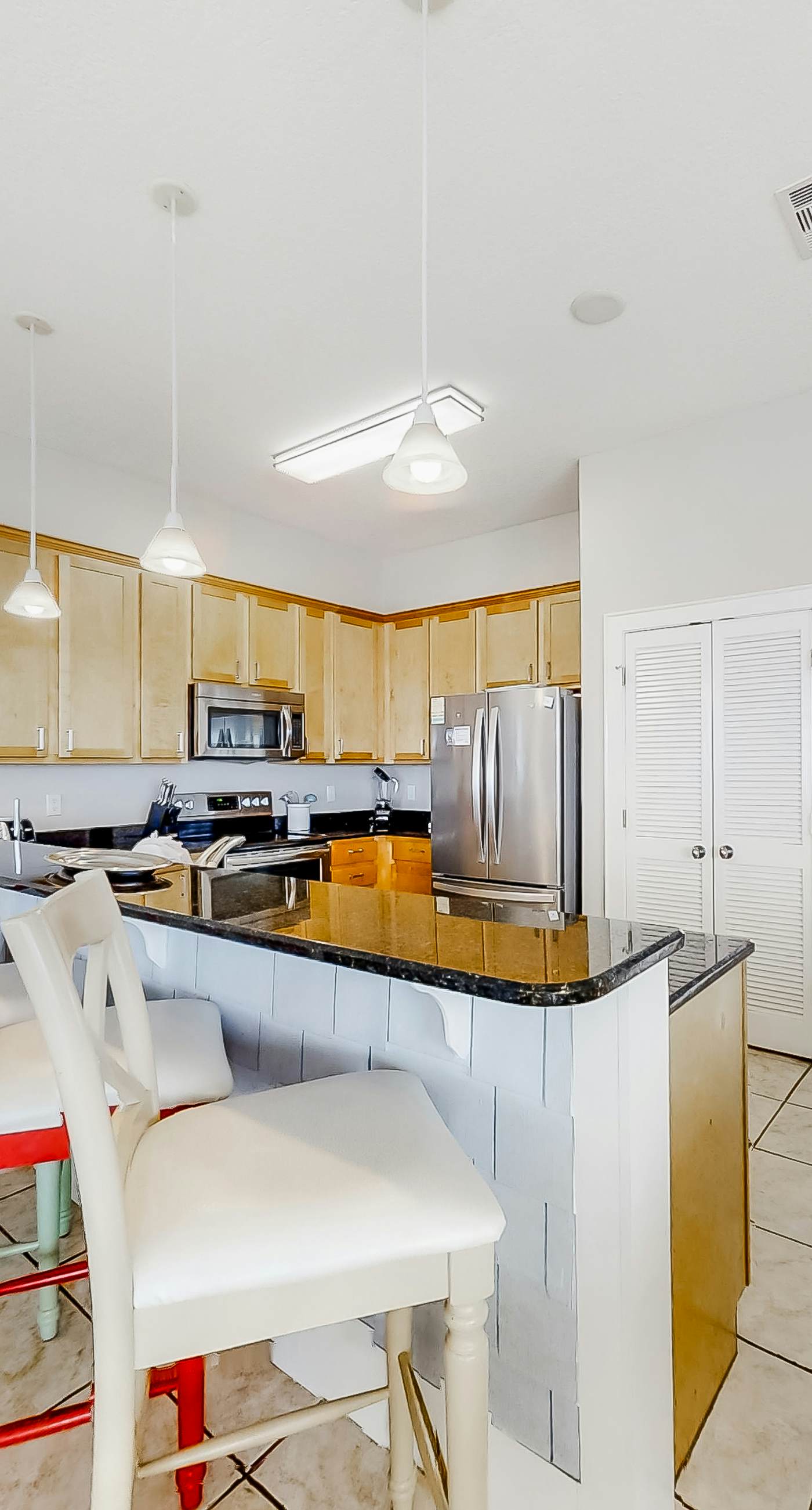 Beautiful Gulf-front home with bright interior, pool, free WiFi, & central AC