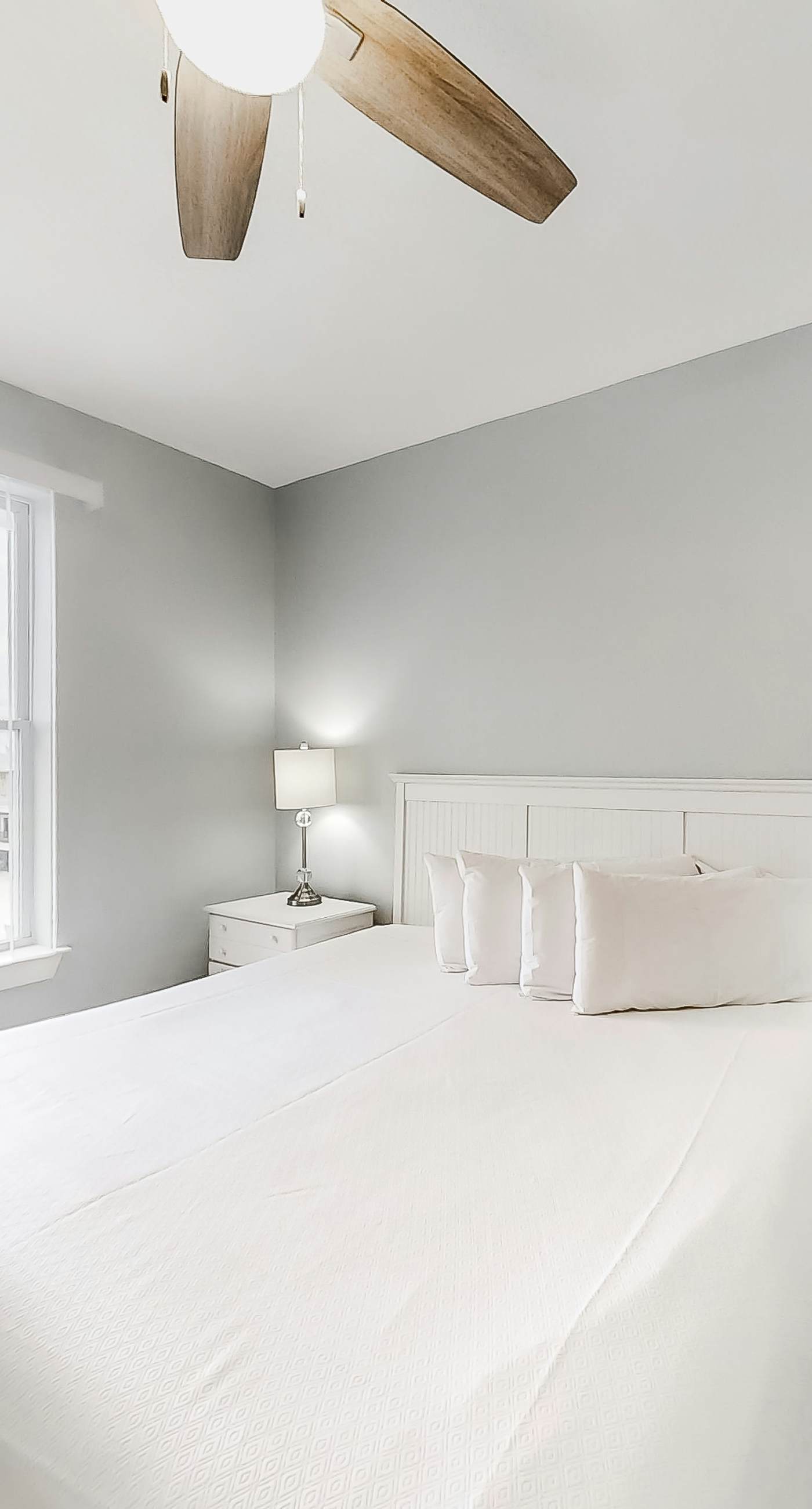 Beautiful Gulf-front home with bright interior, pool, free WiFi, & central AC