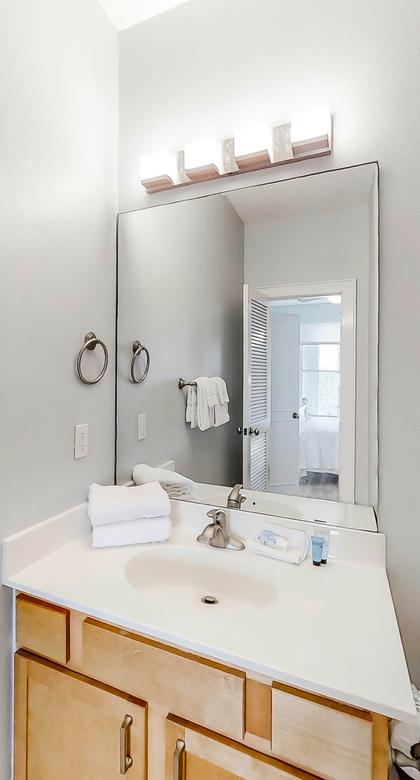 Beautiful Gulf-front home with bright interior, pool, free WiFi, & central AC