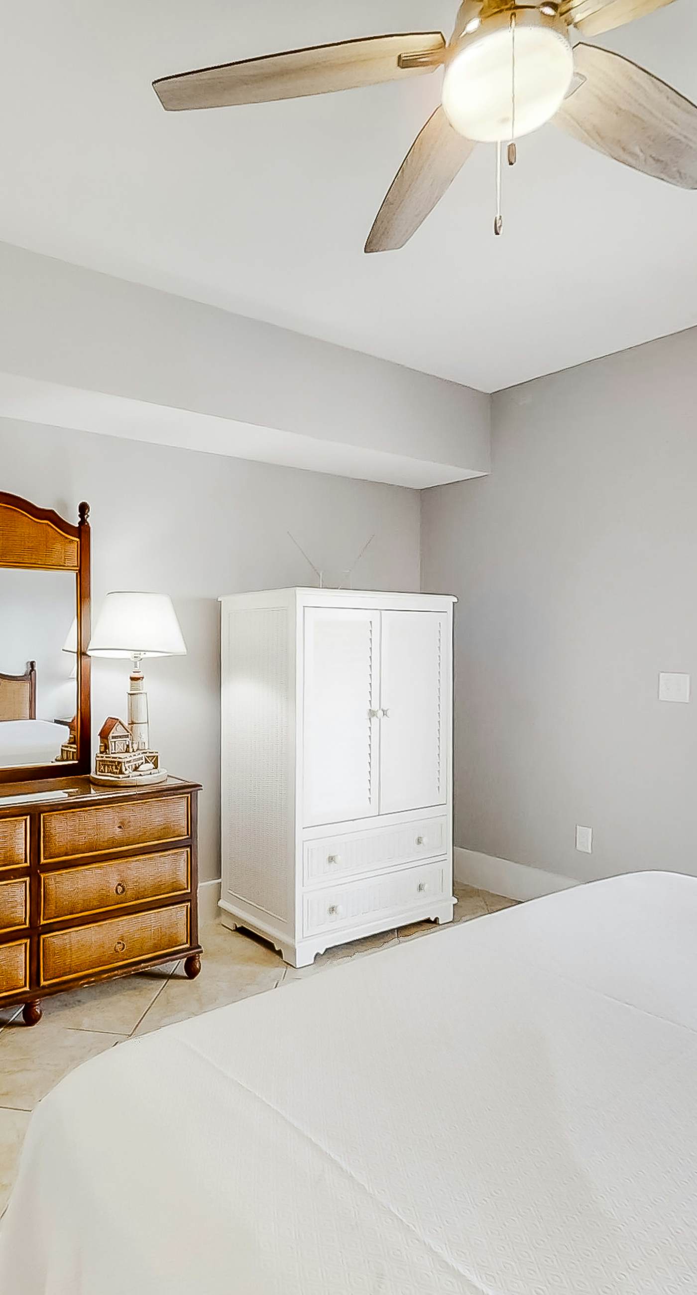 Beautiful Gulf-front home with bright interior, pool, free WiFi, & central AC