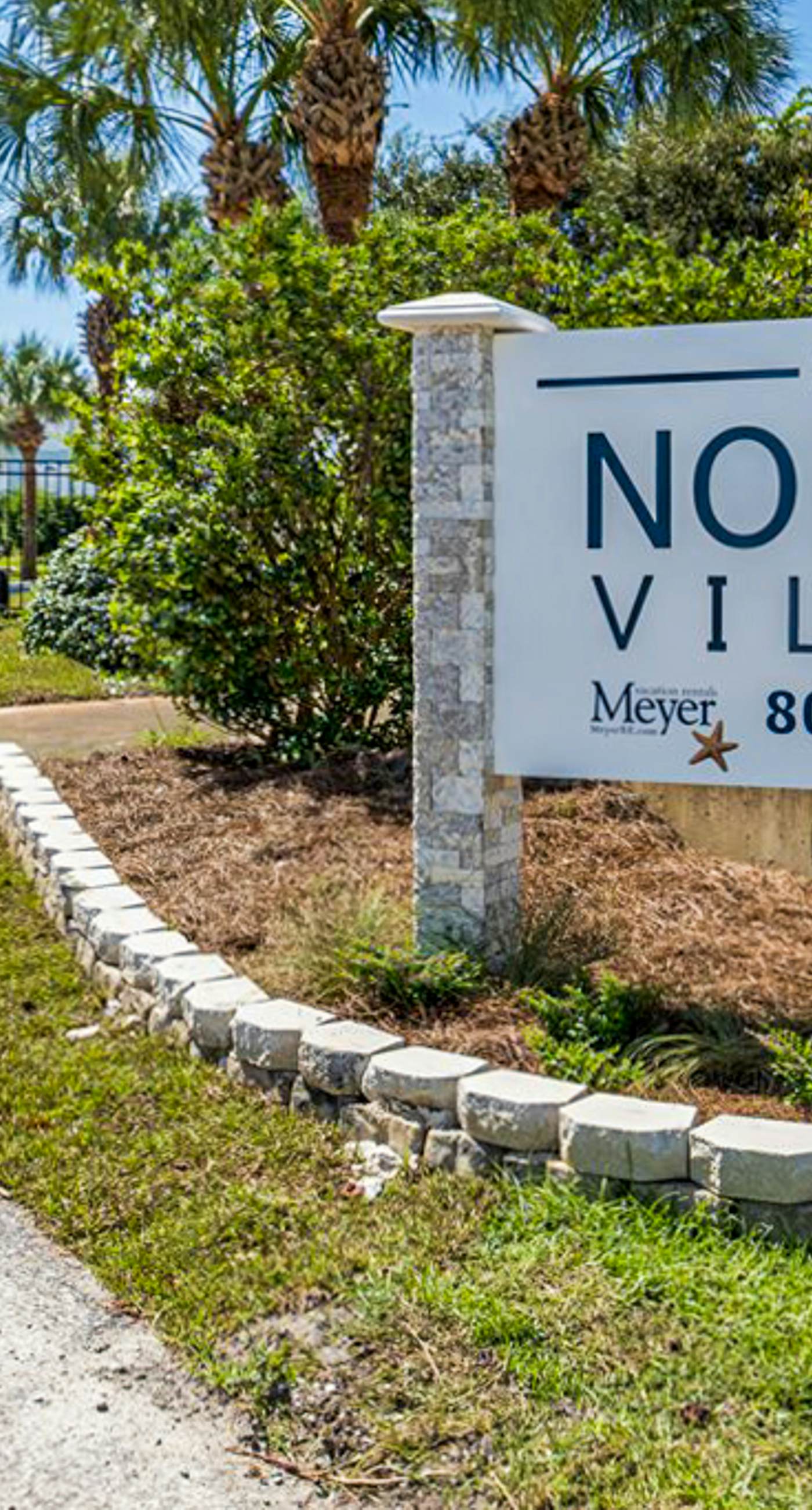 Beautiful Gulf-front home with bright interior, pool, free WiFi, & central AC