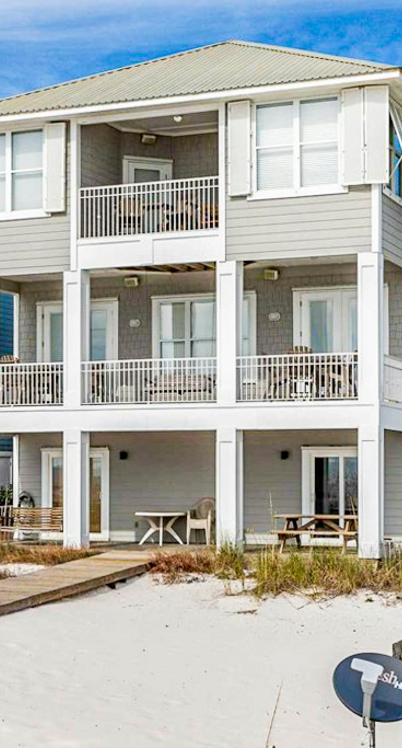 Beautiful Gulf-front home with bright interior, pool, free WiFi, & central AC