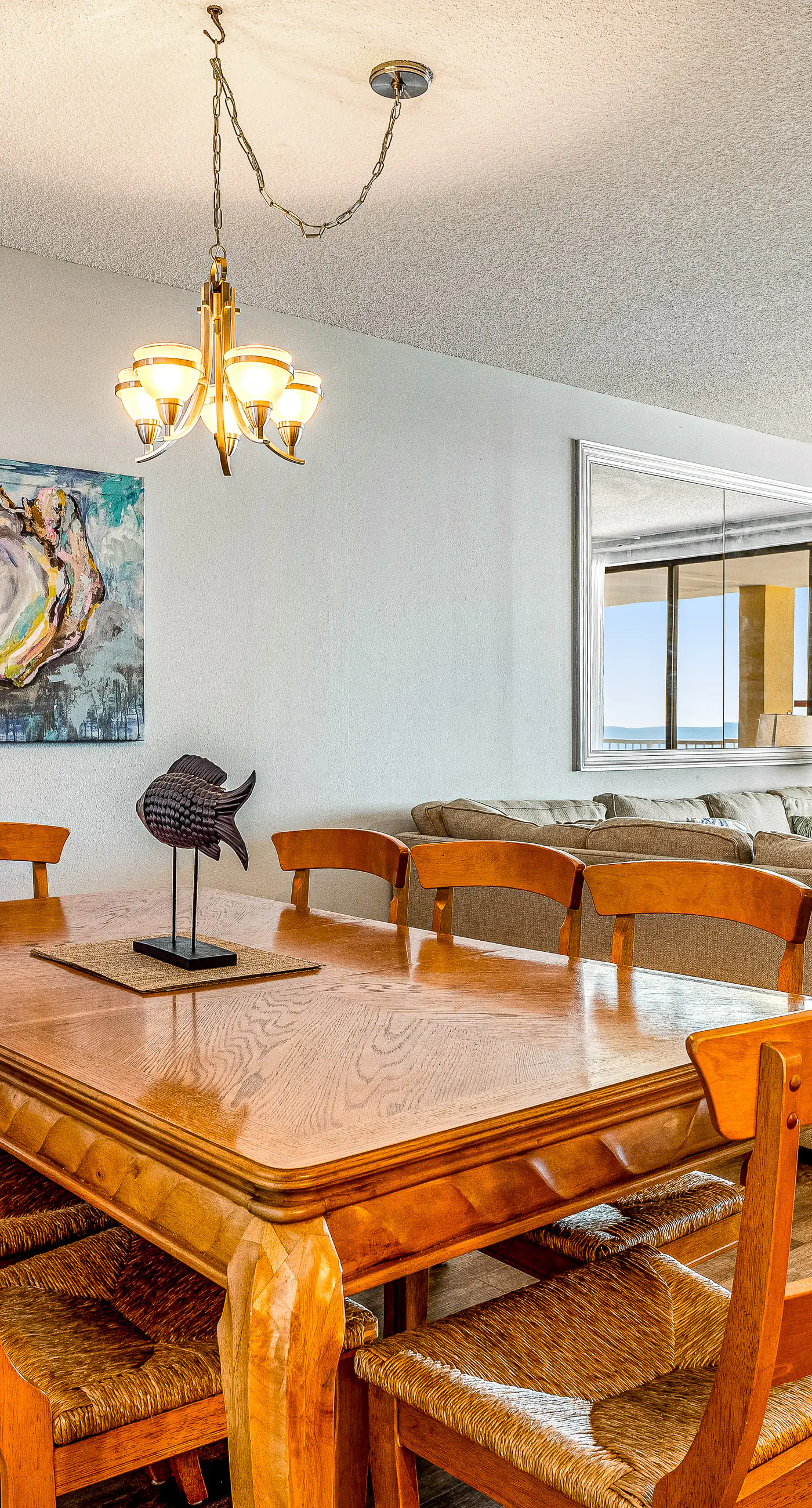 Beautiful condo in beachfront resort with pool & stunning Gulf views