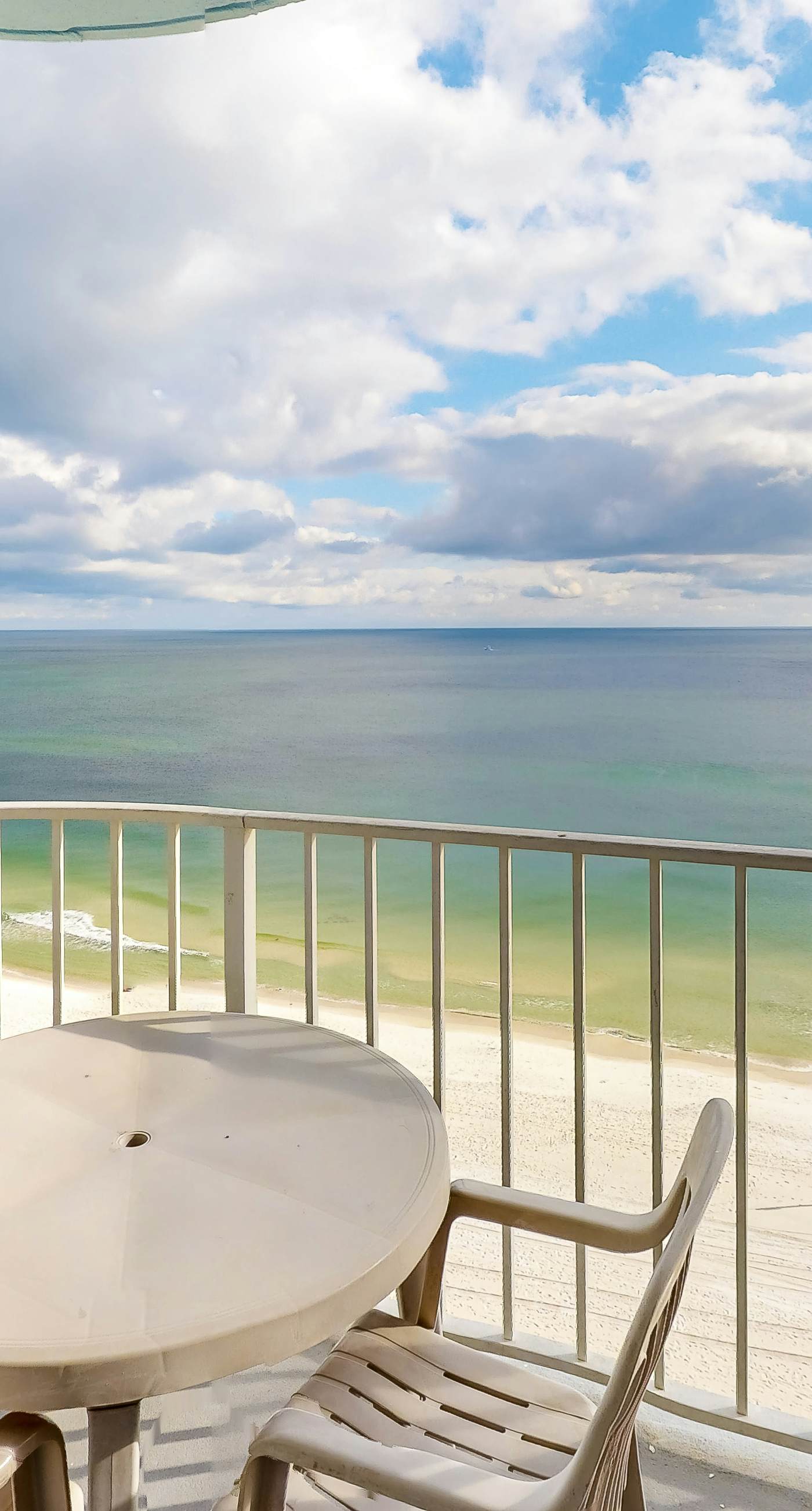 Twelfth-Floor Getaway w/Sweeping Gulf Views, Shared Pool/Hot Tub, Beach Access