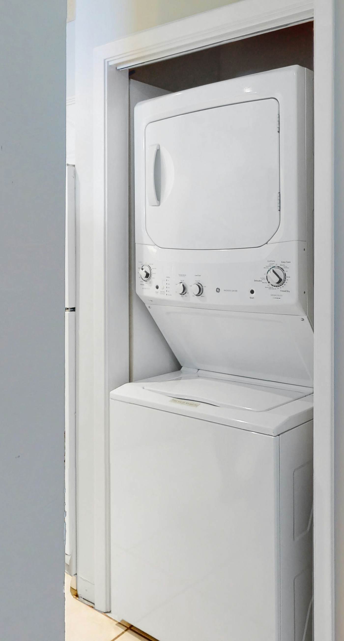 Wonderful Home on 12th Floor of Beachfront Resort w/Shared Pool & Hot Tub, WiFi