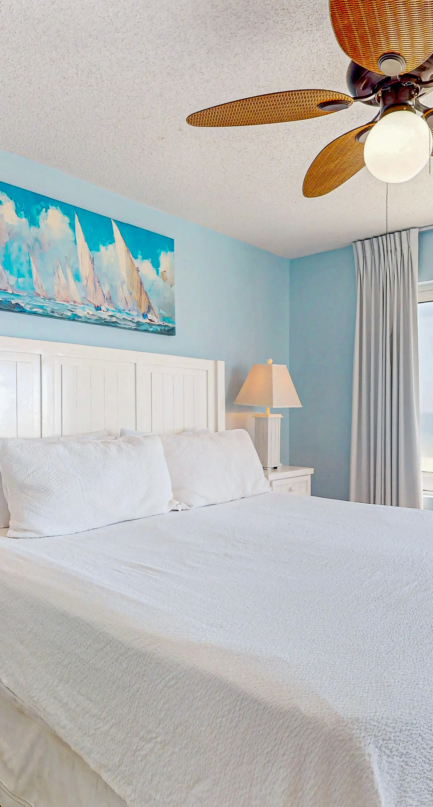 Lovely Condo in Beachfront Resort w/Shared Hot Tub & Pool, Central AC, Free WiFi