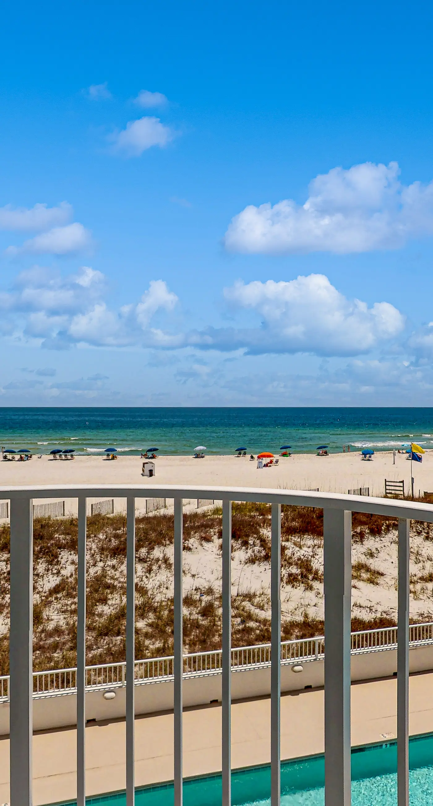 Lovely Condo in Beachfront Resort w/Shared Hot Tub & Pool, Central AC, Free WiFi