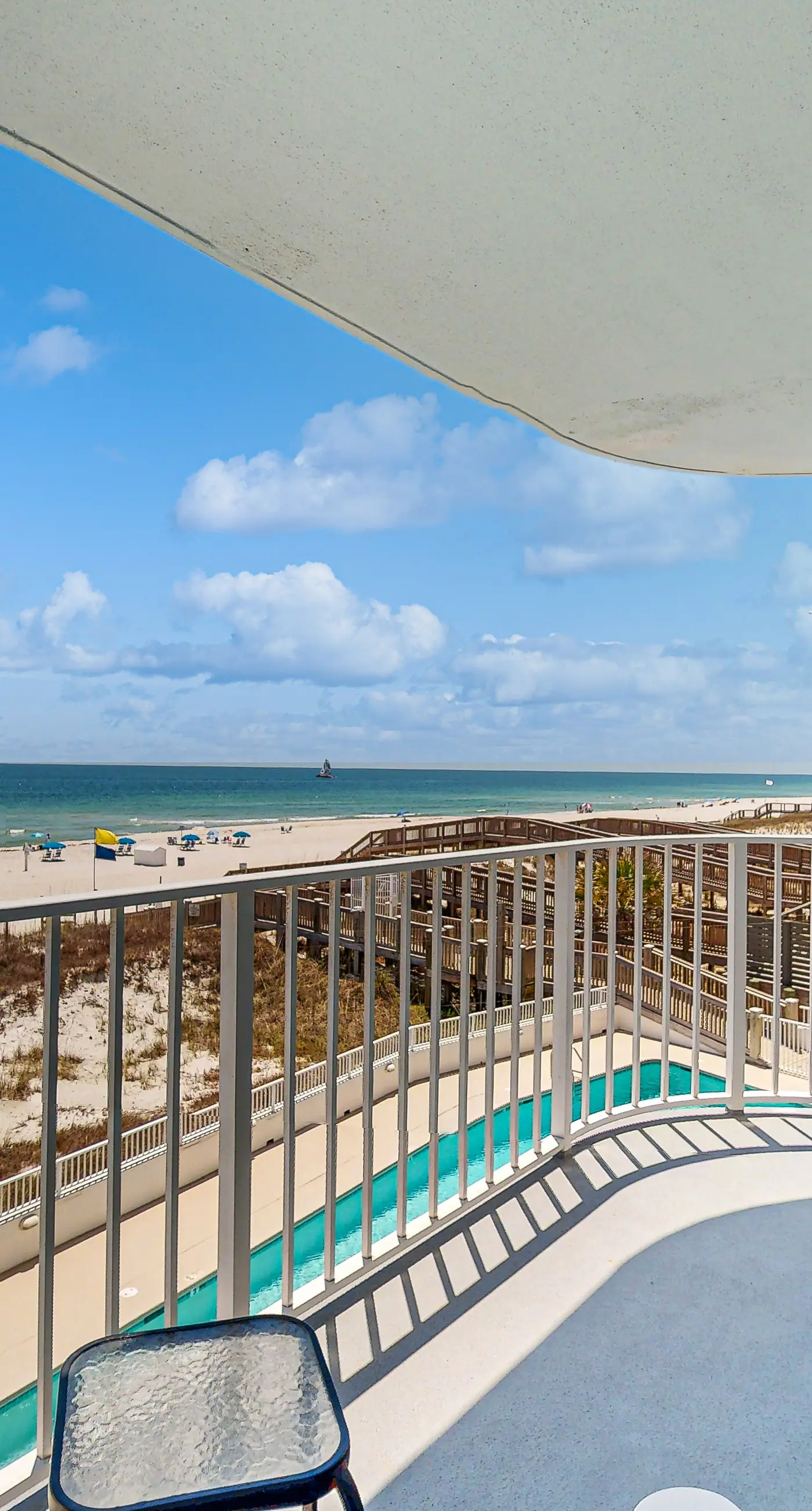 Lovely Condo in Beachfront Resort w/Shared Hot Tub & Pool, Central AC, Free WiFi