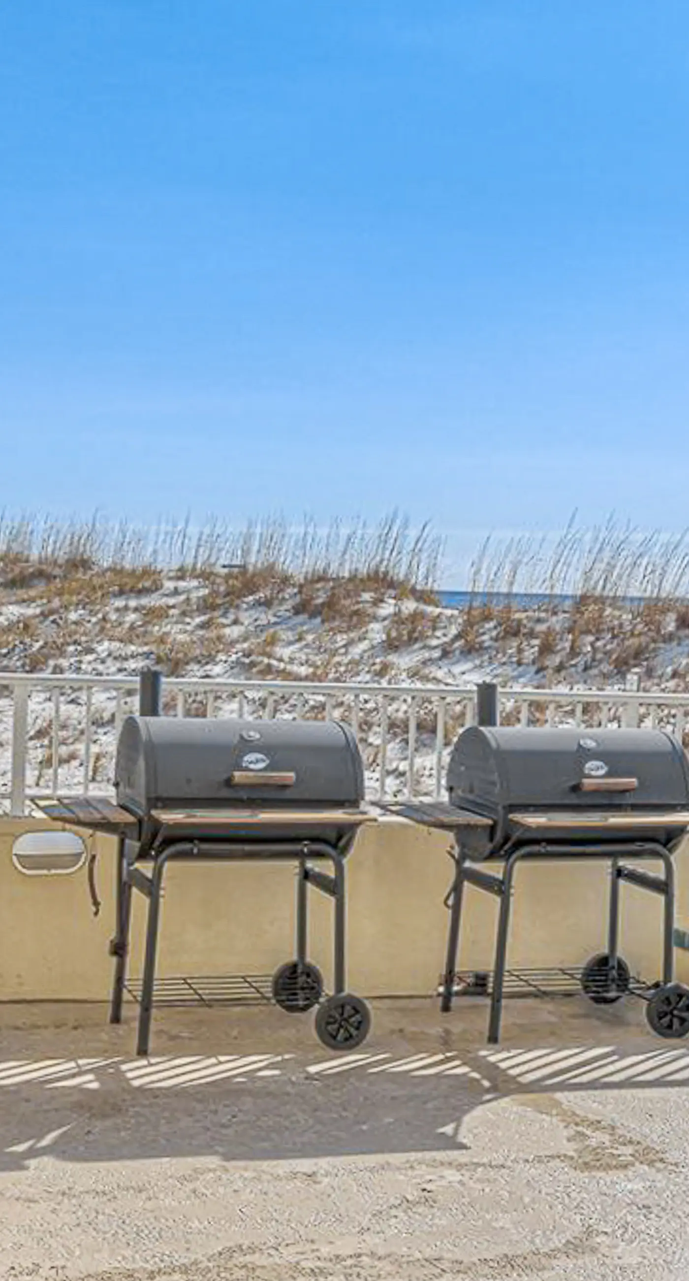 Lovely Condo in Beachfront Resort w/Shared Hot Tub & Pool, Central AC, Free WiFi