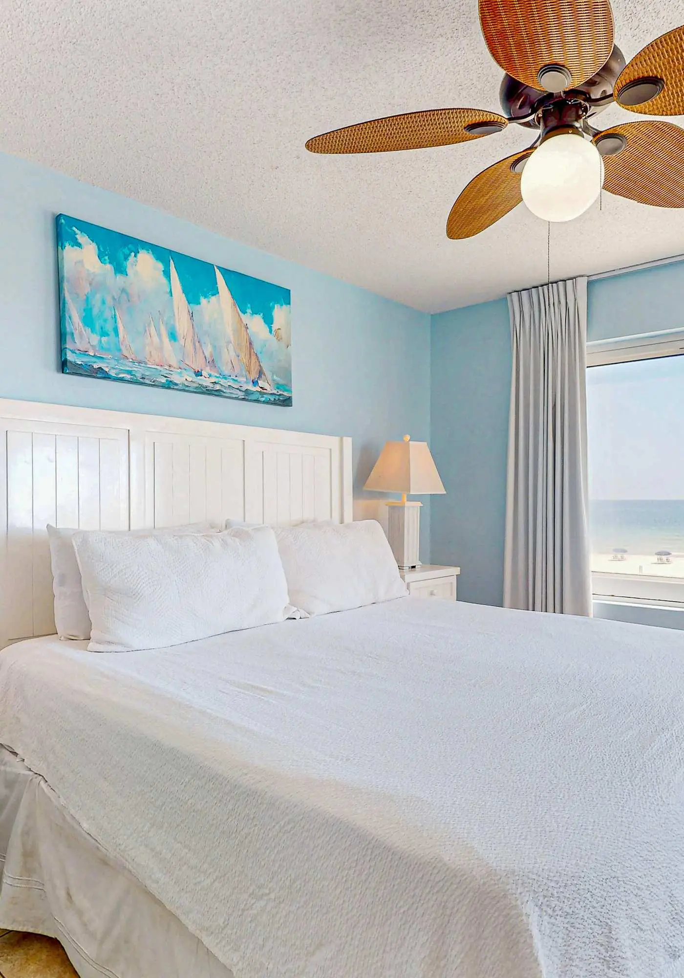 Lovely Condo in Beachfront Resort w/Shared Hot Tub & Pool, Central AC, Free WiFi