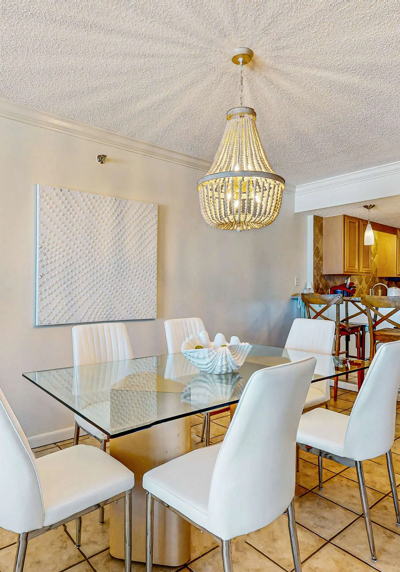 Lovely Condo in Beachfront Resort w/Shared Hot Tub & Pool, Central AC, Free WiFi