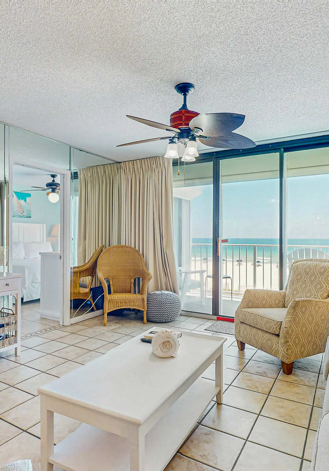 Lovely Condo in Beachfront Resort w/Shared Hot Tub & Pool, Central AC, Free WiFi