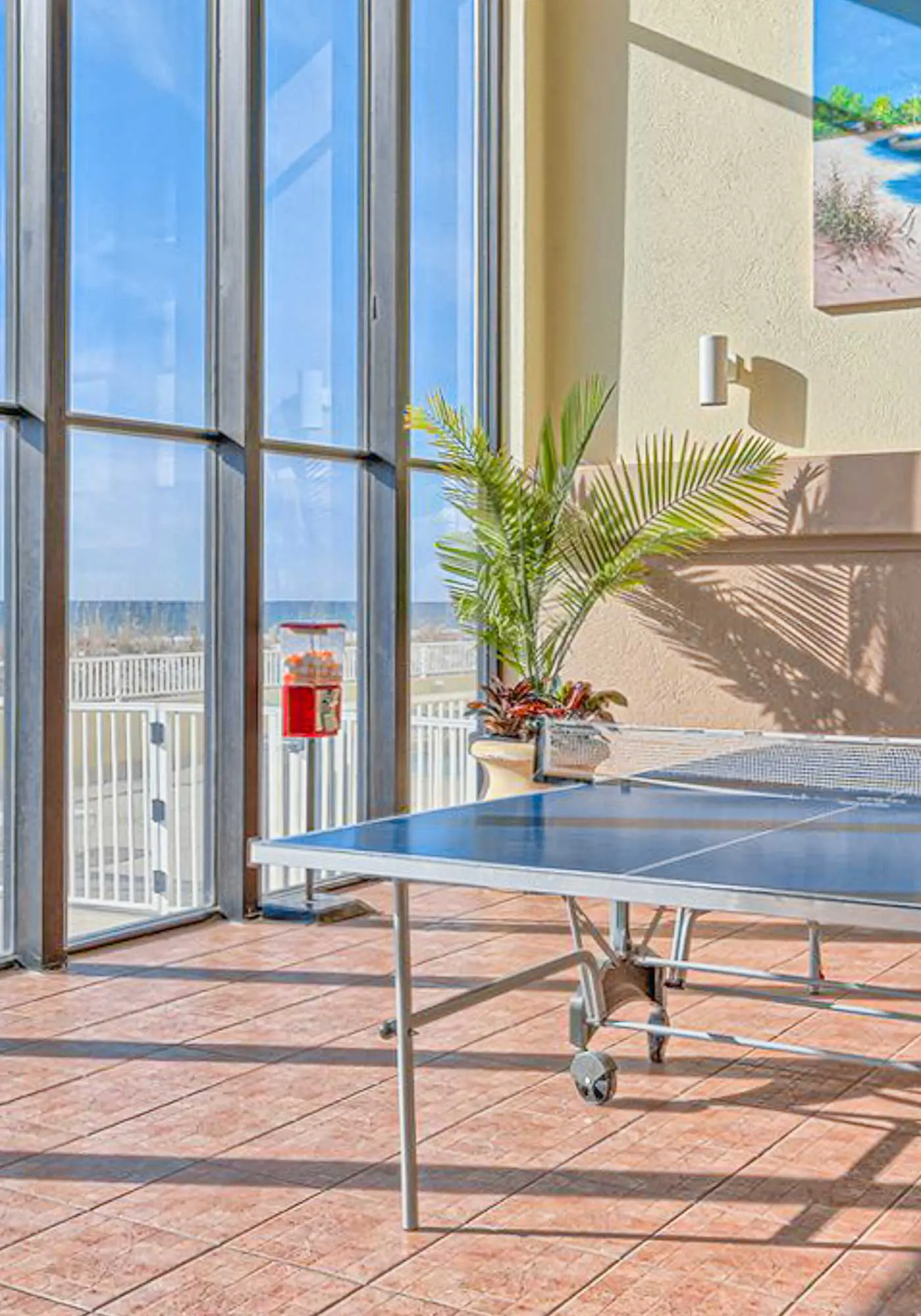 Lovely Condo in Beachfront Resort w/Shared Hot Tub & Pool, Central AC, Free WiFi